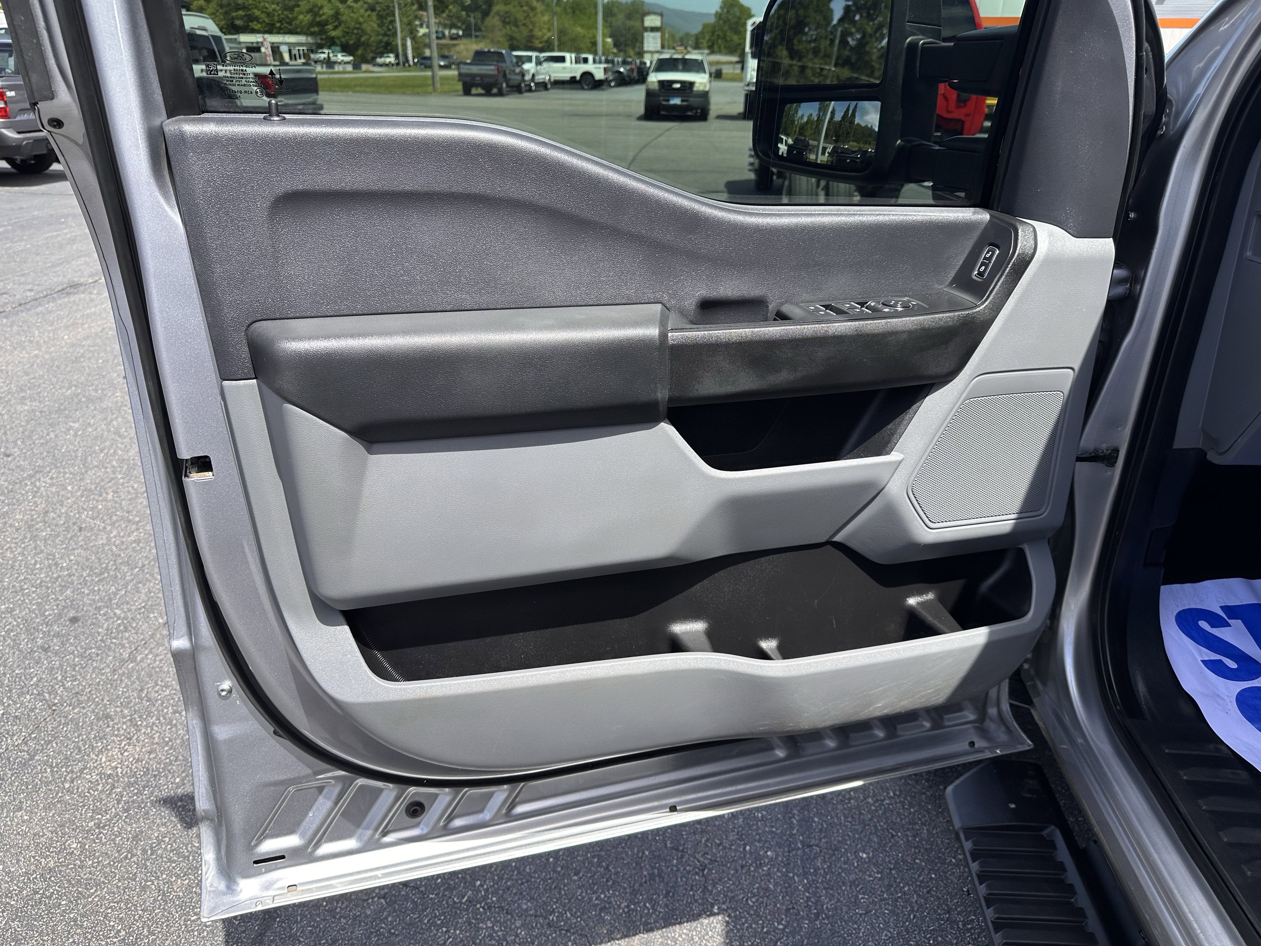 2024 Ford Super Duty F-350 DRW XL