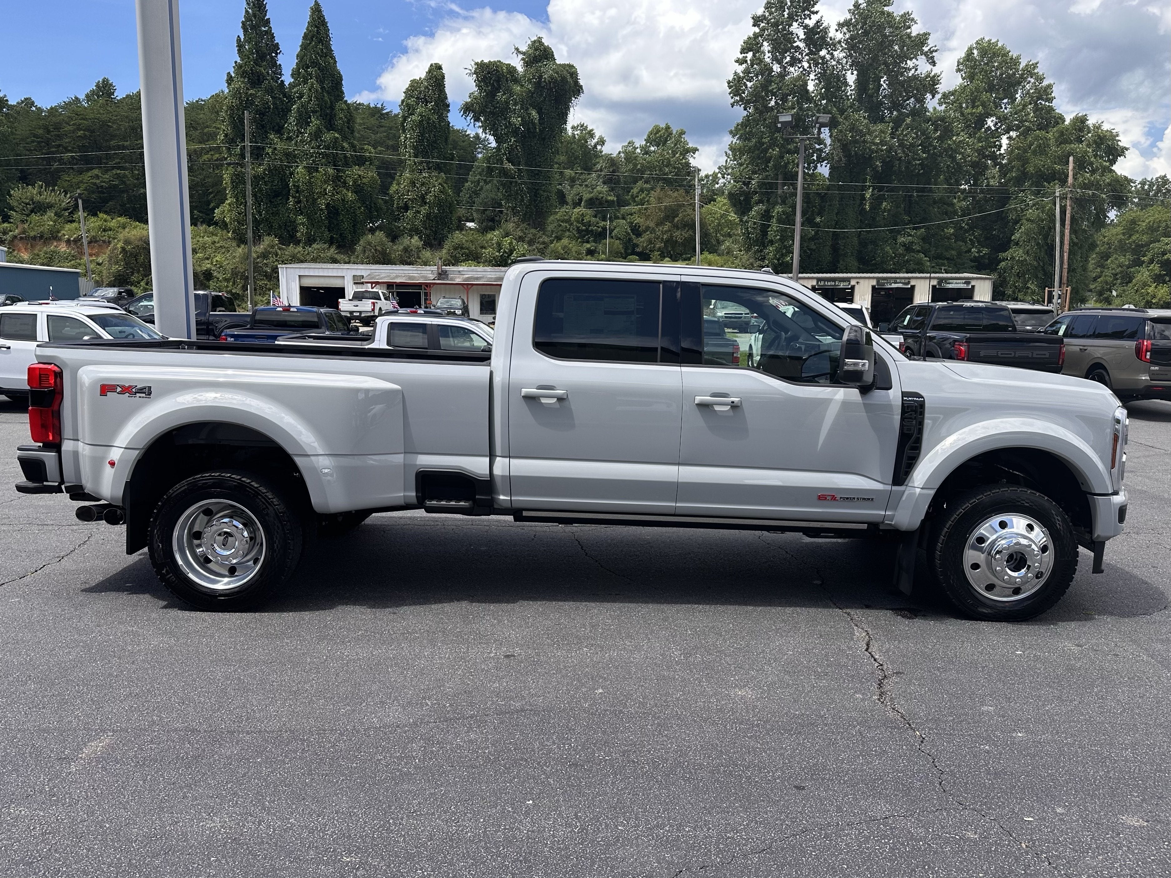 2026 Ford Super Duty F-450 Platinum