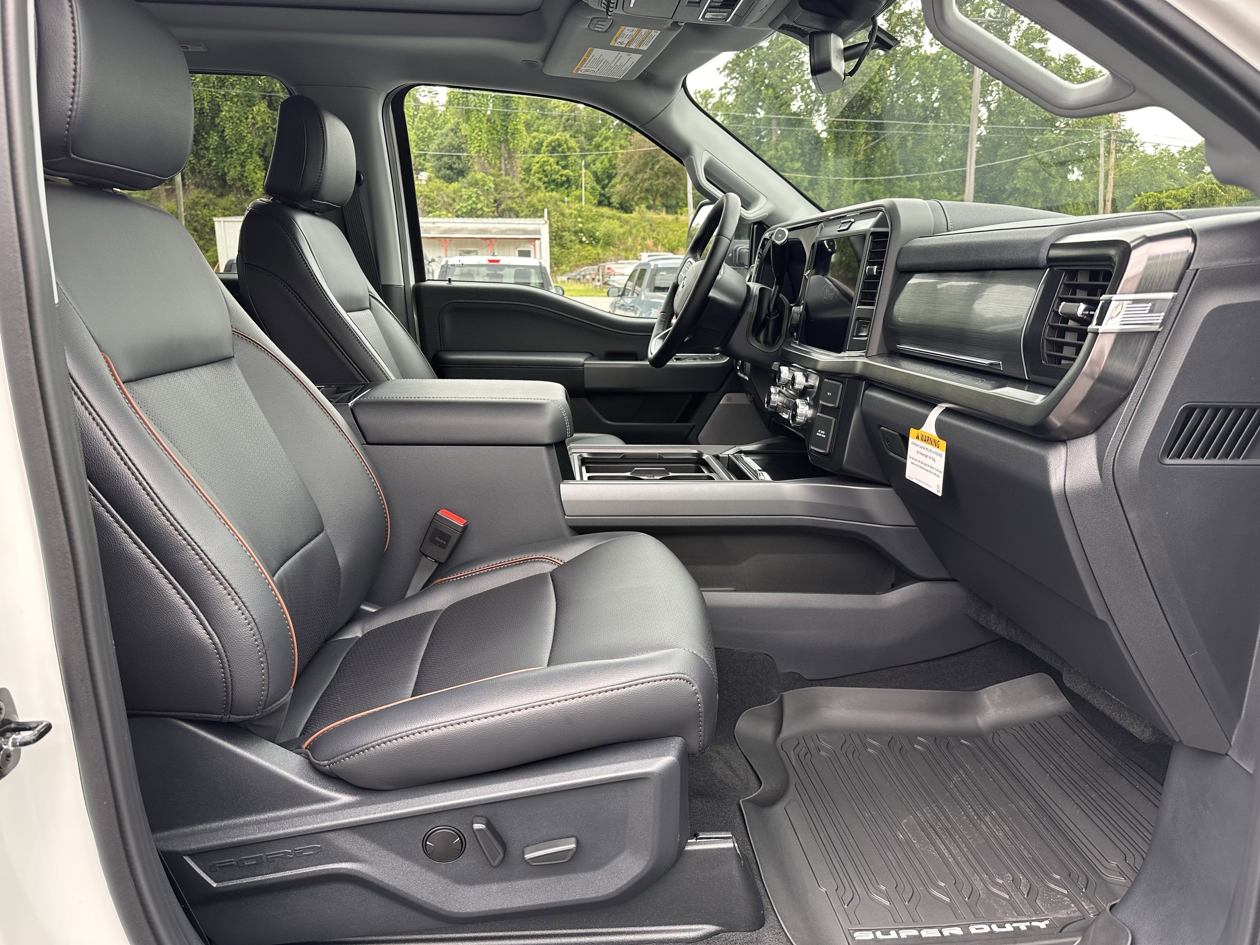 2026 Ford Super Duty F-450 LARIAT