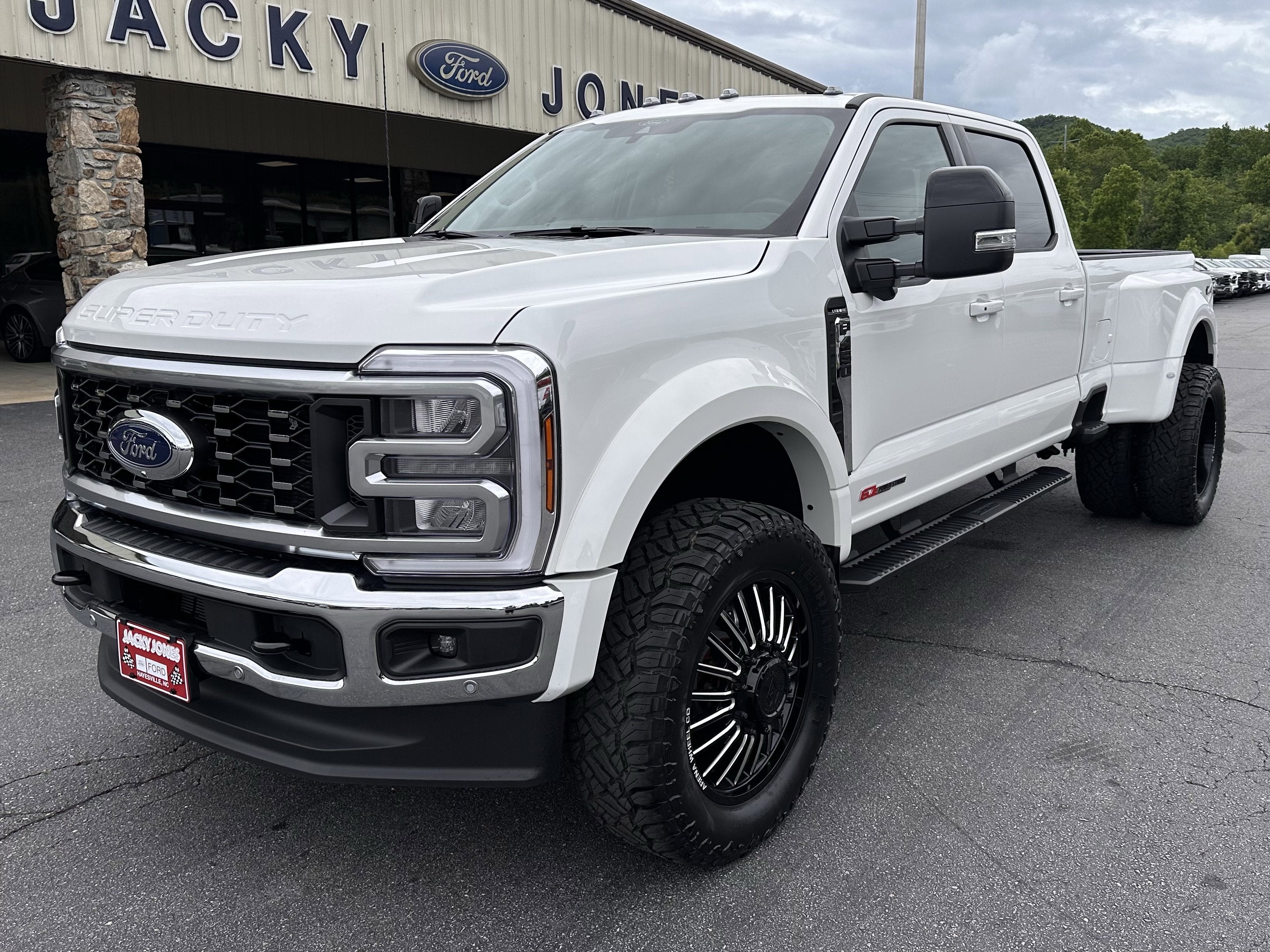 2026 Ford Super Duty F-450 LARIAT