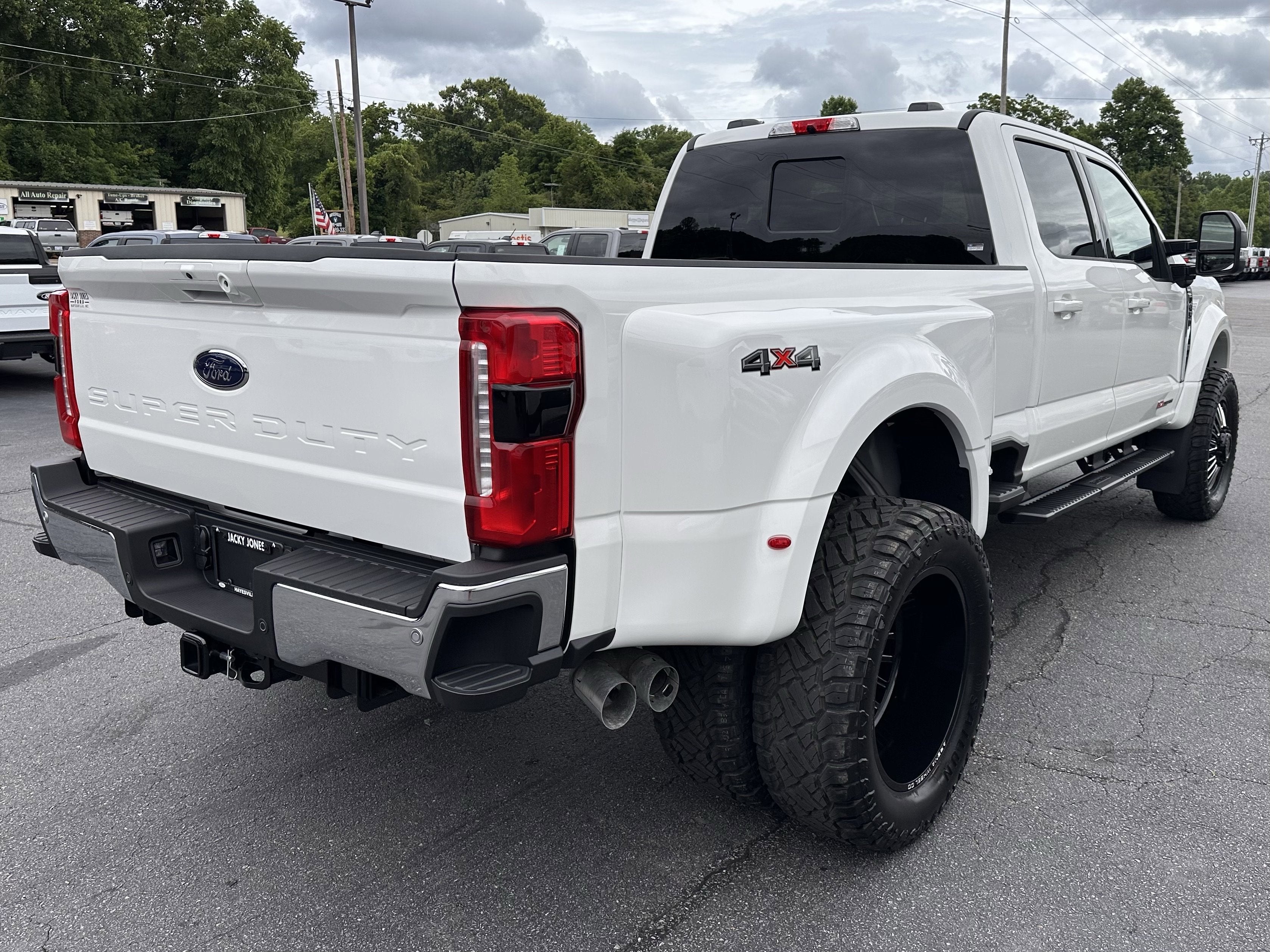 2026 Ford Super Duty F-450 LARIAT
