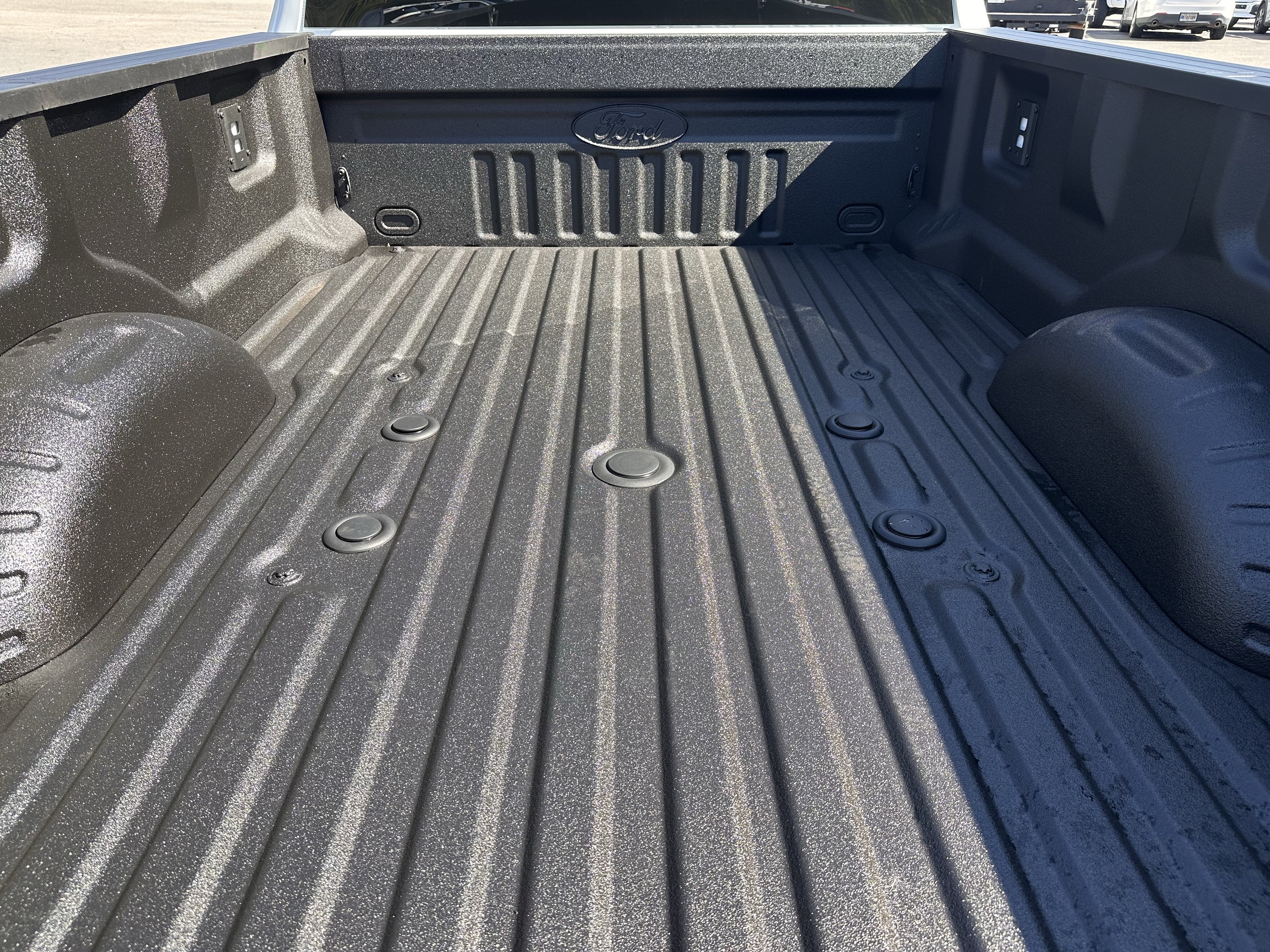 2027 Ford Super Duty F-450 DRW XL