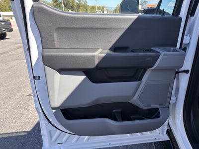 2027 Ford Super Duty F-450 DRW XL