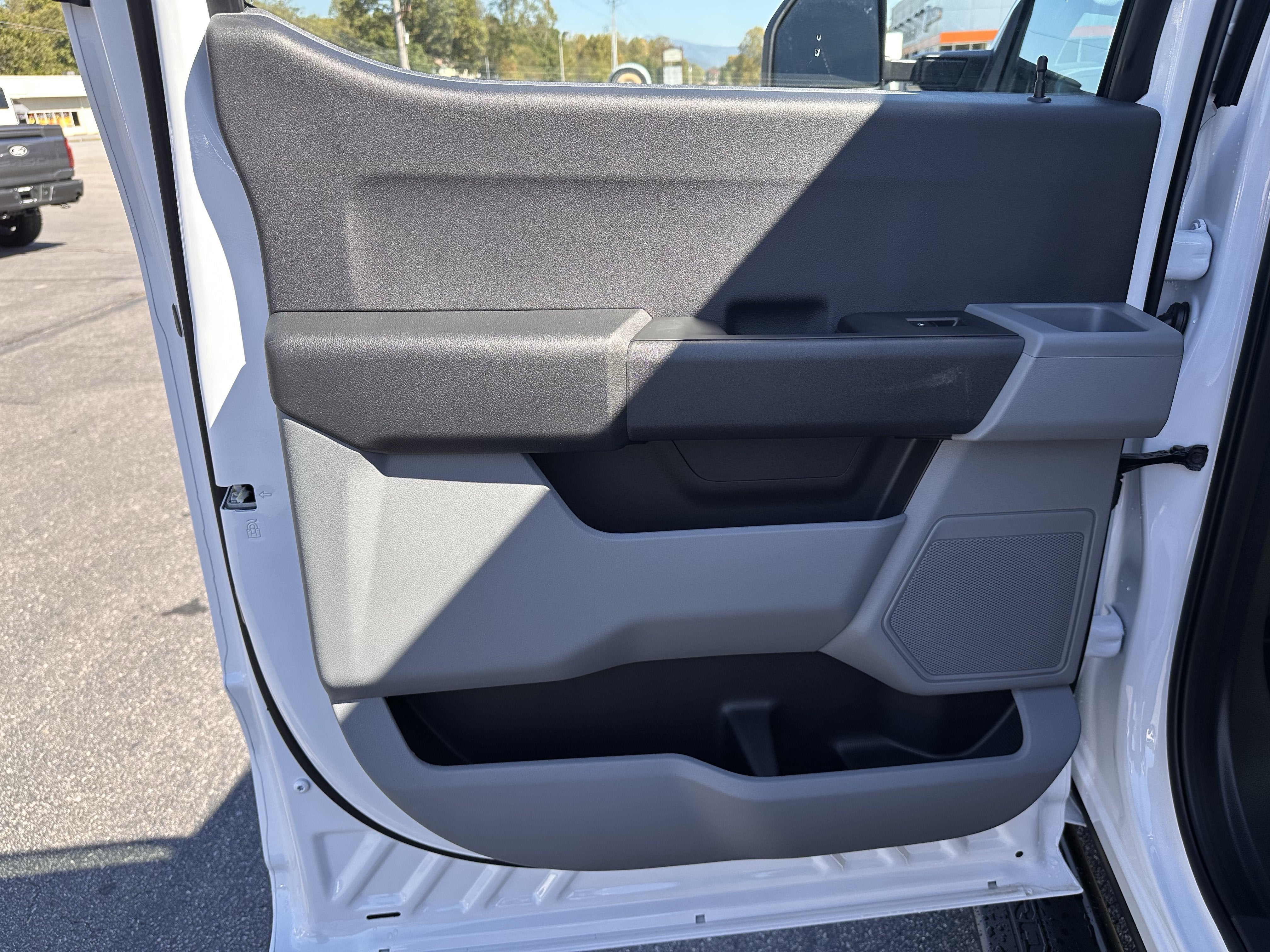 2027 Ford Super Duty F-450 DRW XL