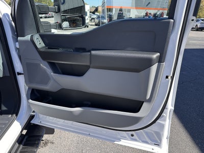 2027 Ford Super Duty F-450 DRW XL