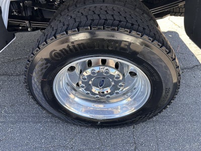 2027 Ford Super Duty F-450 DRW XL