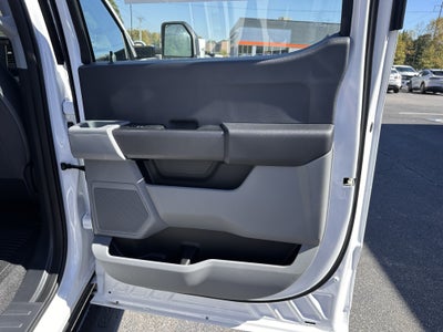 2027 Ford Super Duty F-450 DRW XL