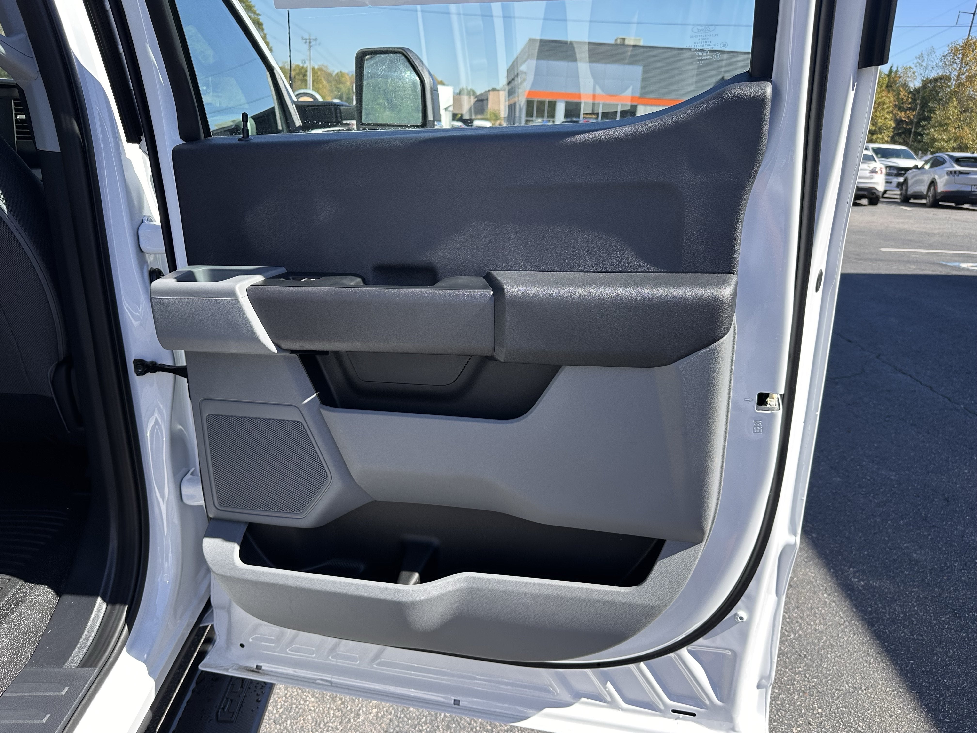 2027 Ford Super Duty F-450 DRW XL