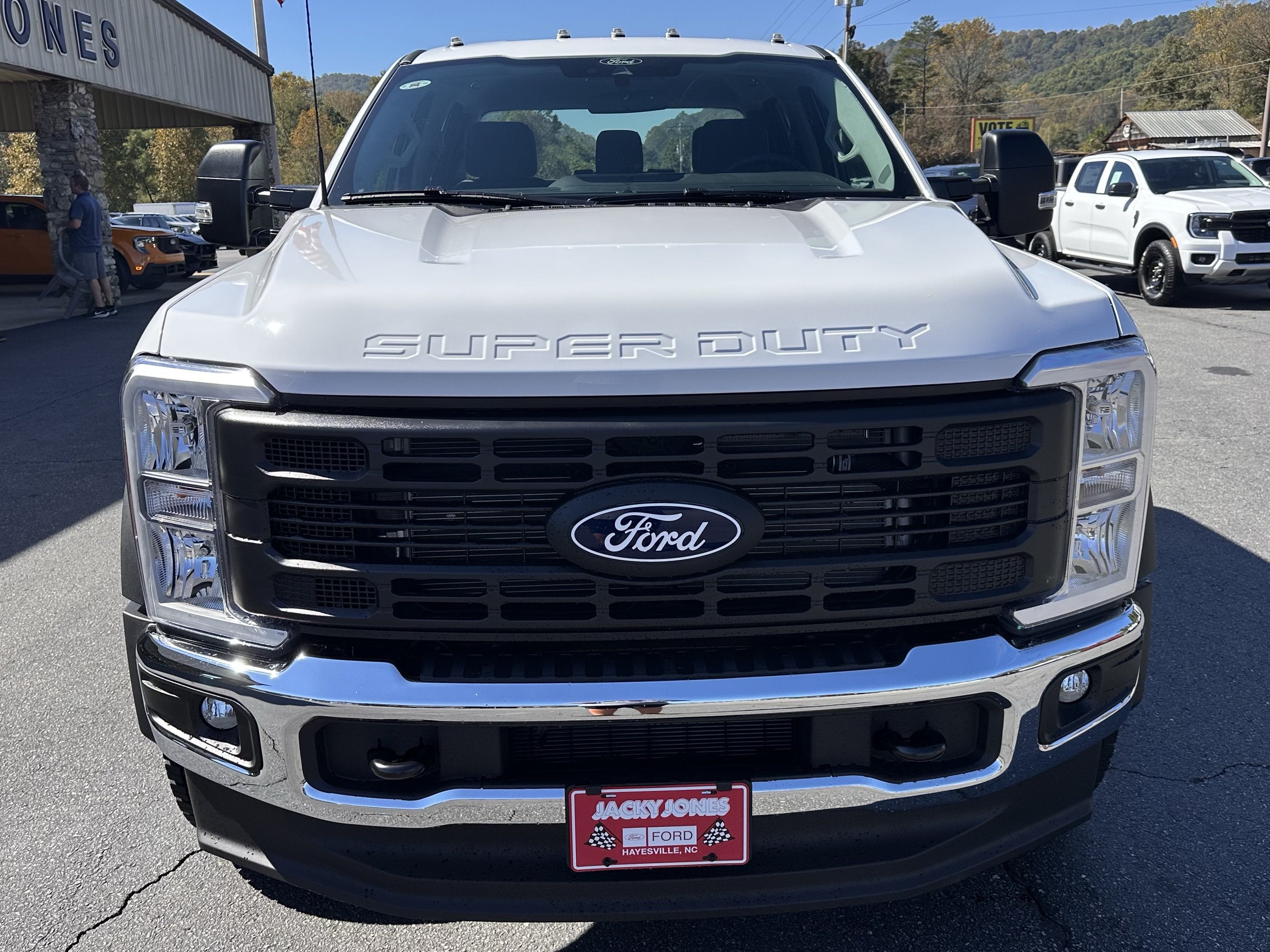 2027 Ford Super Duty F-450 DRW XL