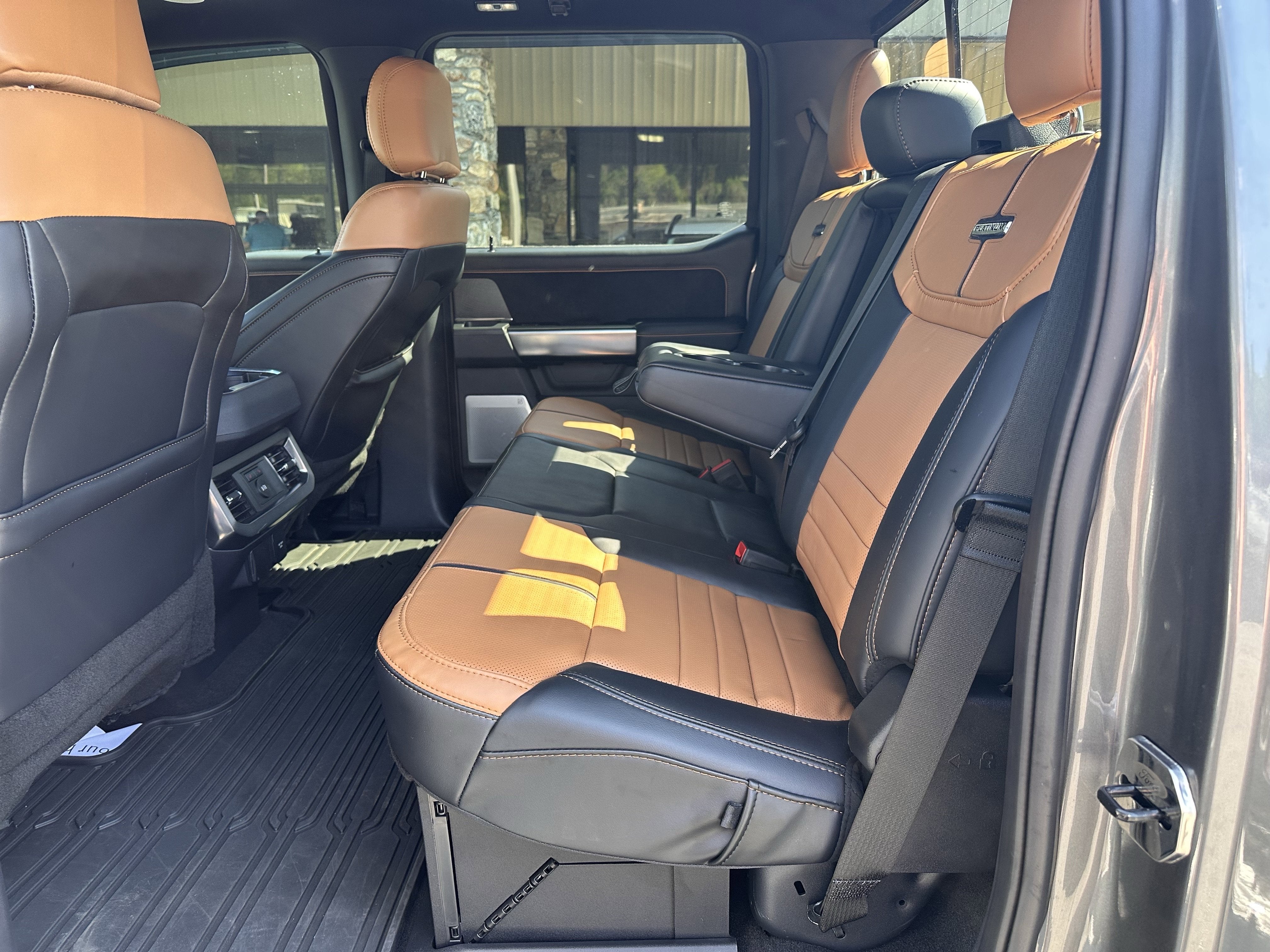 2024 Ford Super Duty F-450 Platinum