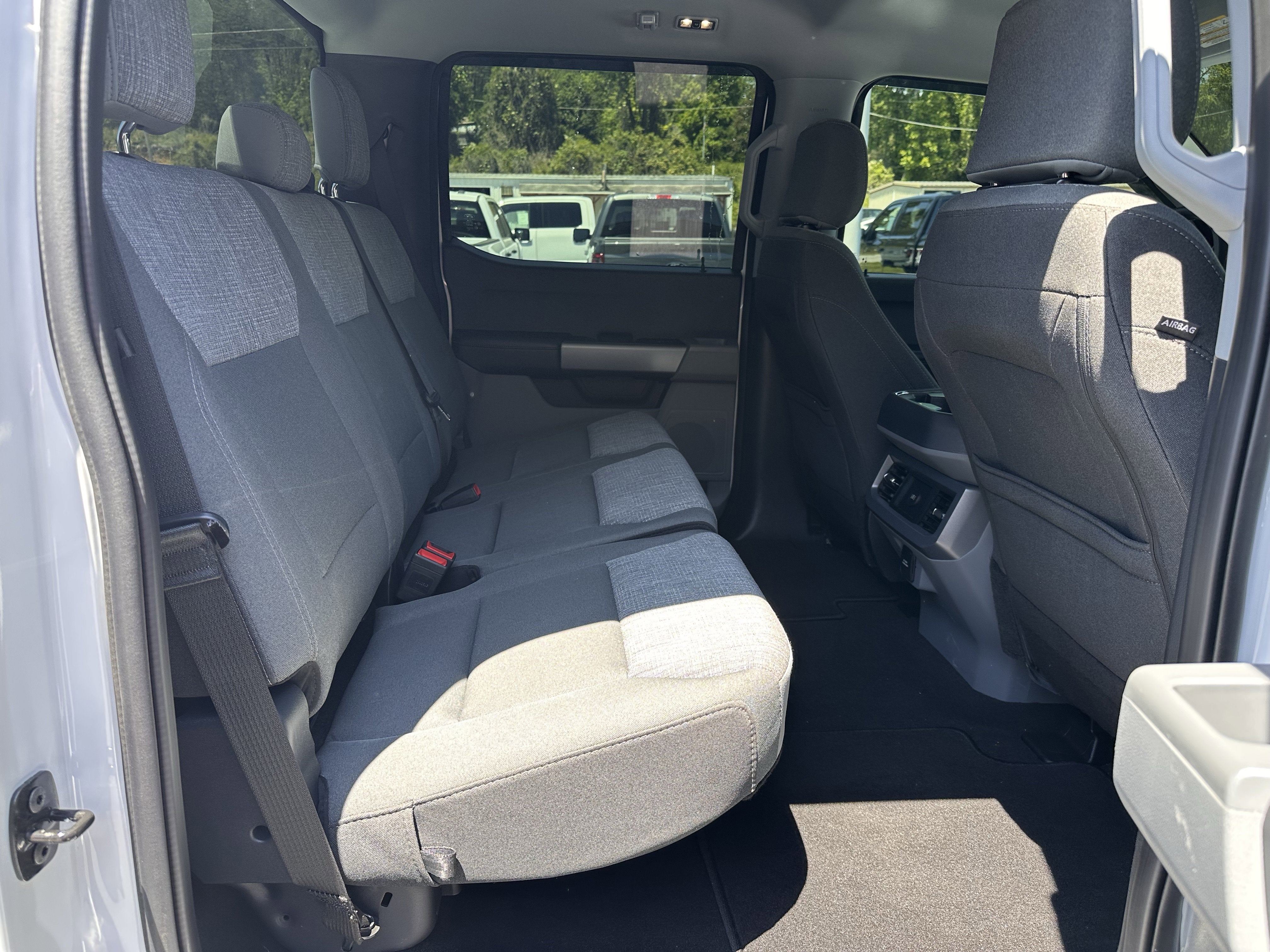 2025 Ford Super Duty F-450 XLT