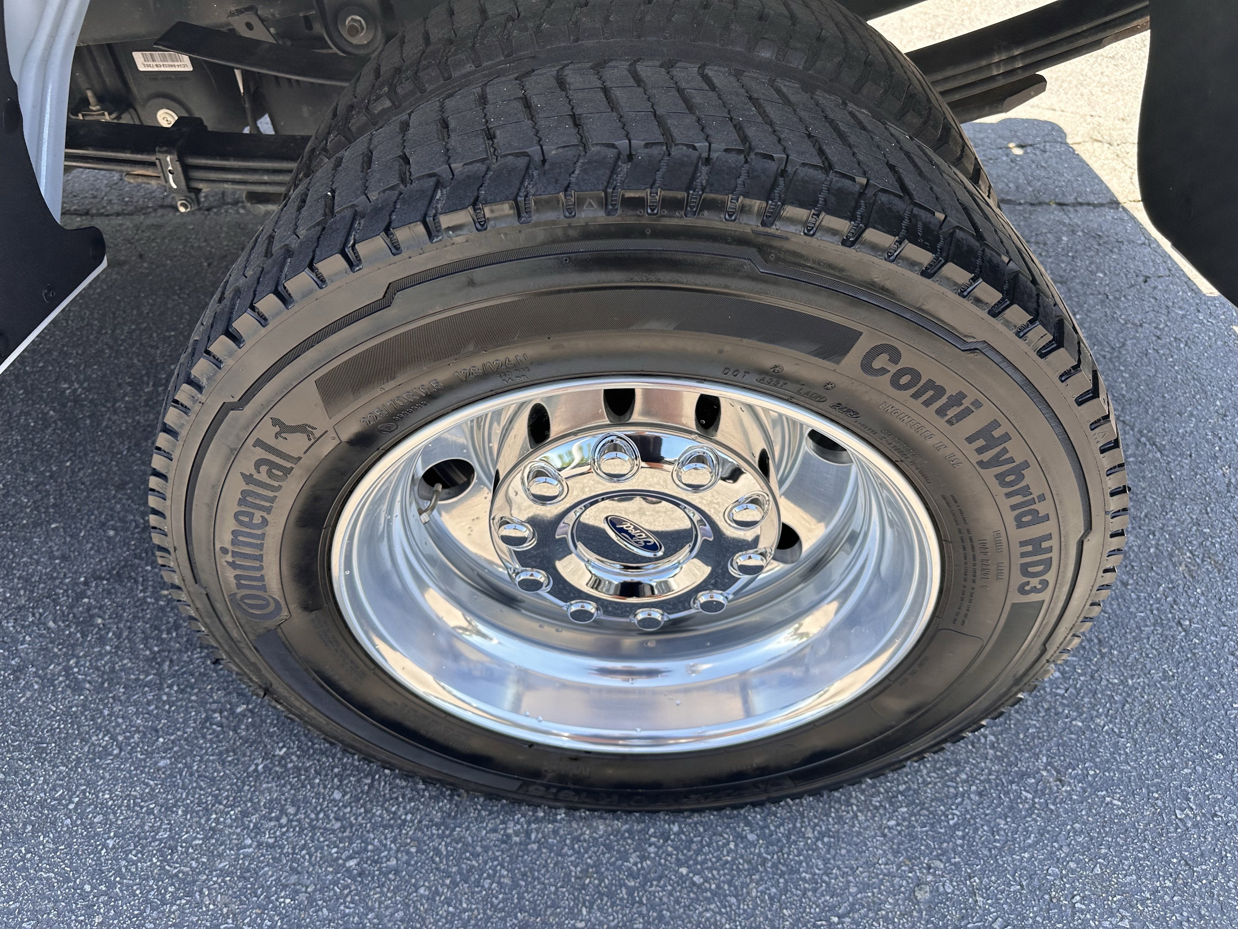 2025 Ford Super Duty F-450 XLT