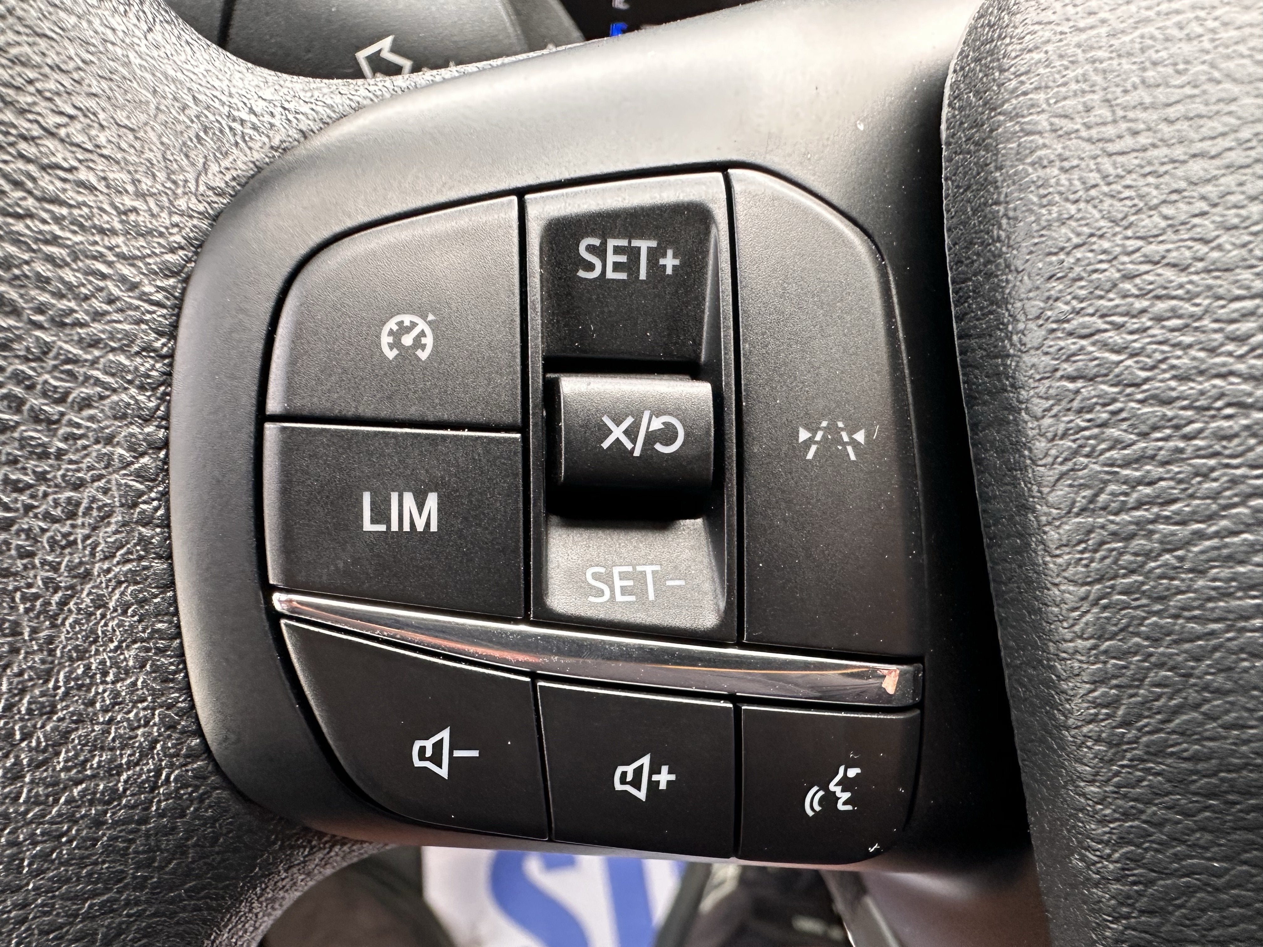 2027 Ford Transit Cargo Van T-350 HD 148" Low Rf 9950 GVWR RWD