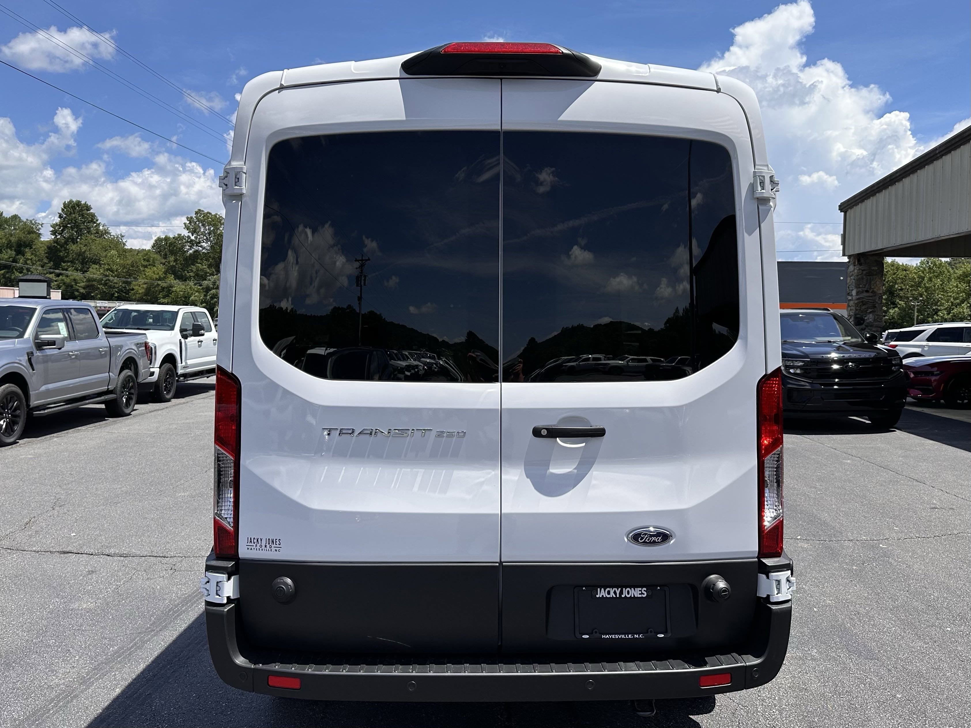 2025 Ford Transit MR Cargo Van XL