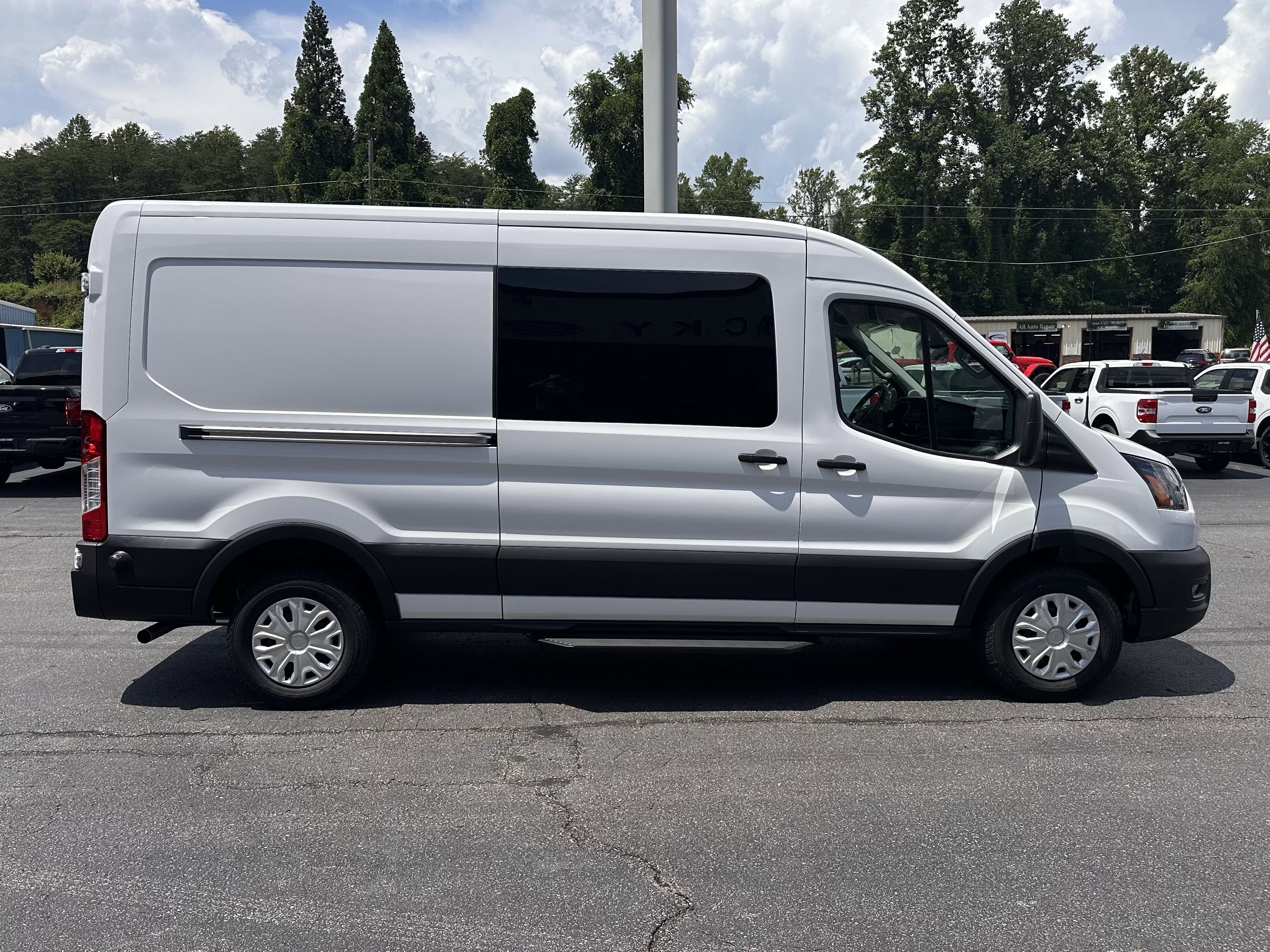 2025 Ford Transit MR Cargo Van XL