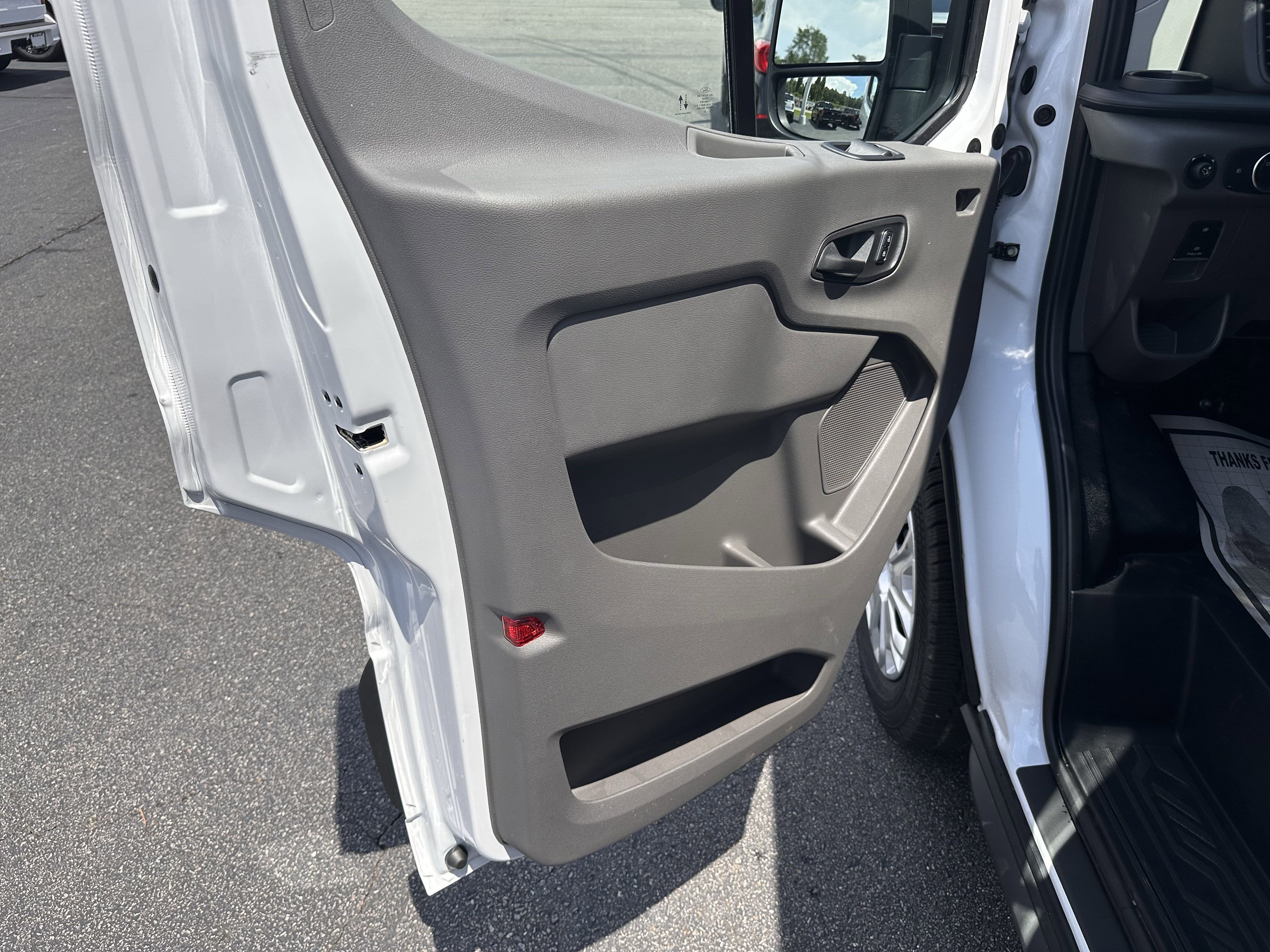 2025 Ford Transit MR Cargo Van XL