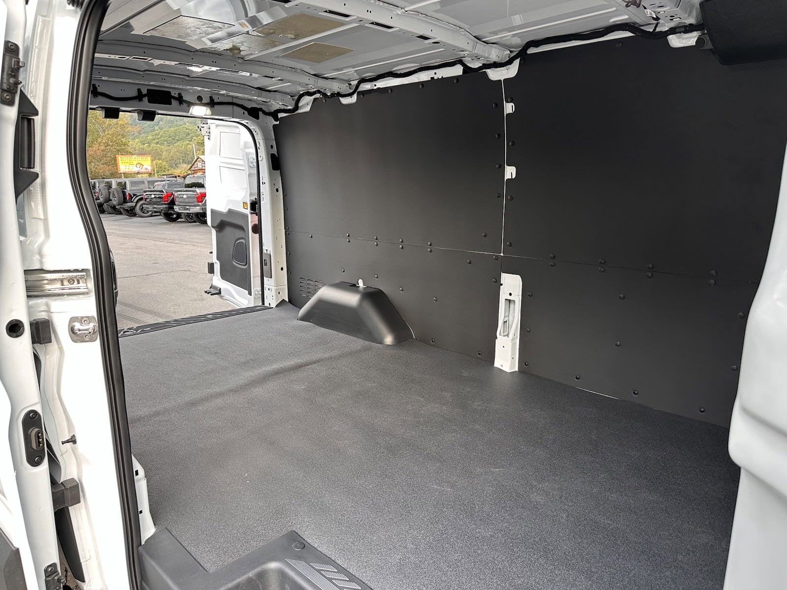 2024 Ford Transit LR Cargo Van XL