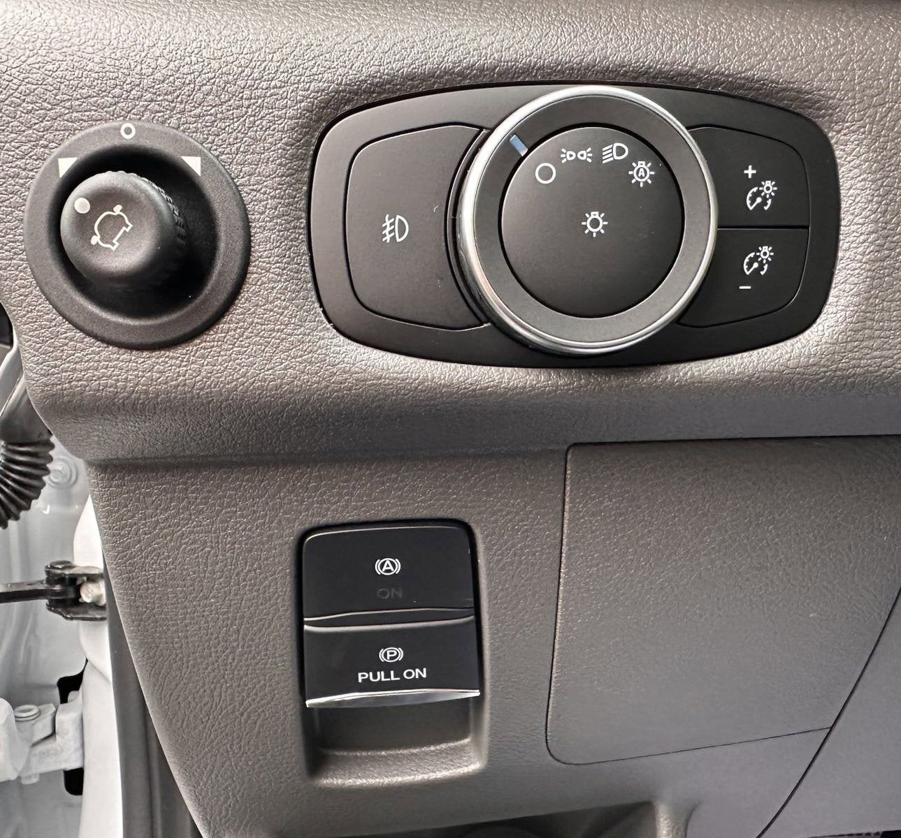 2024 Ford Transit LR Cargo Van XL