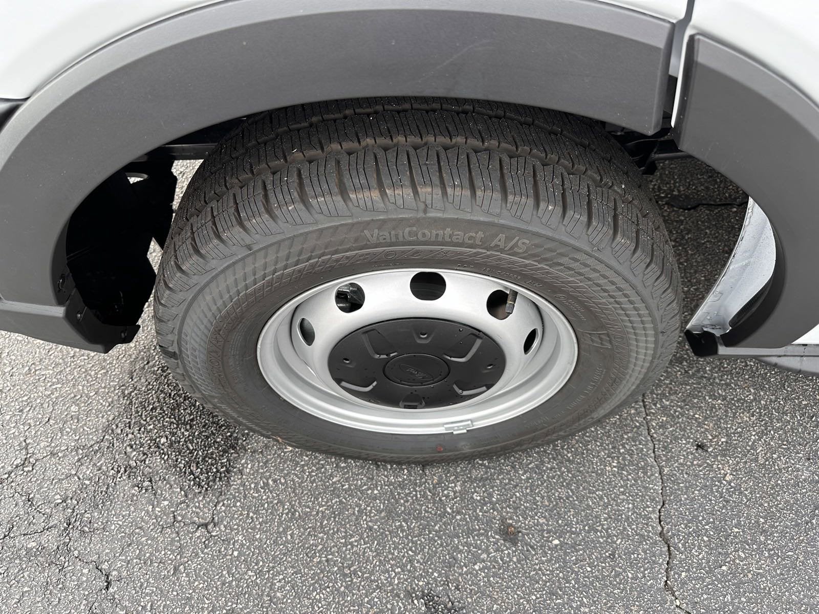 2024 Ford Transit LR Cargo Van XL