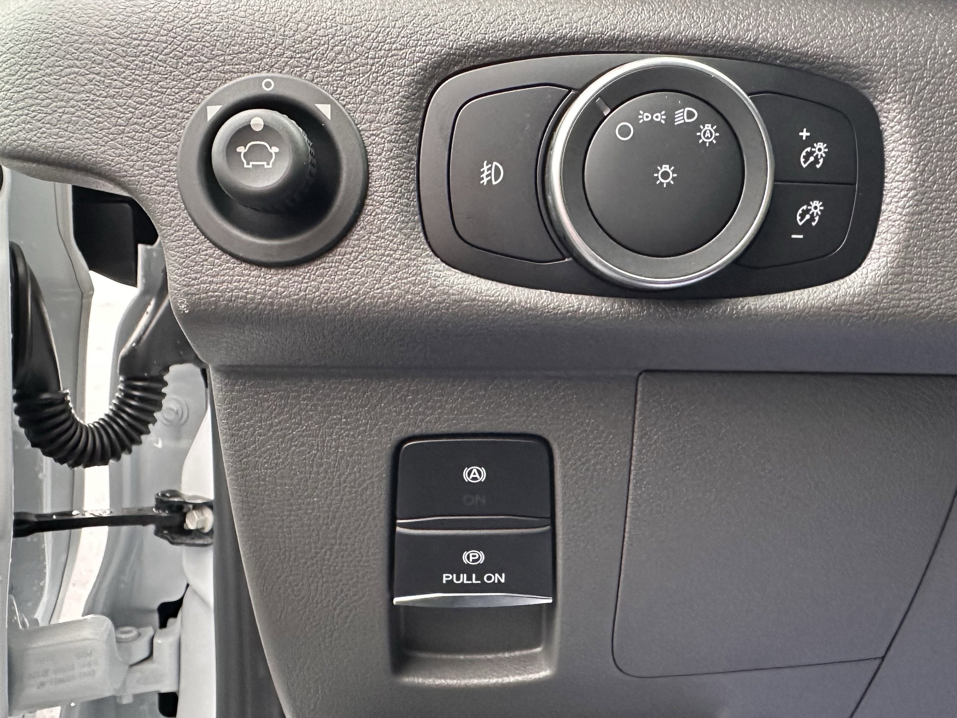 2025 Ford Transit LR Cargo Van XL