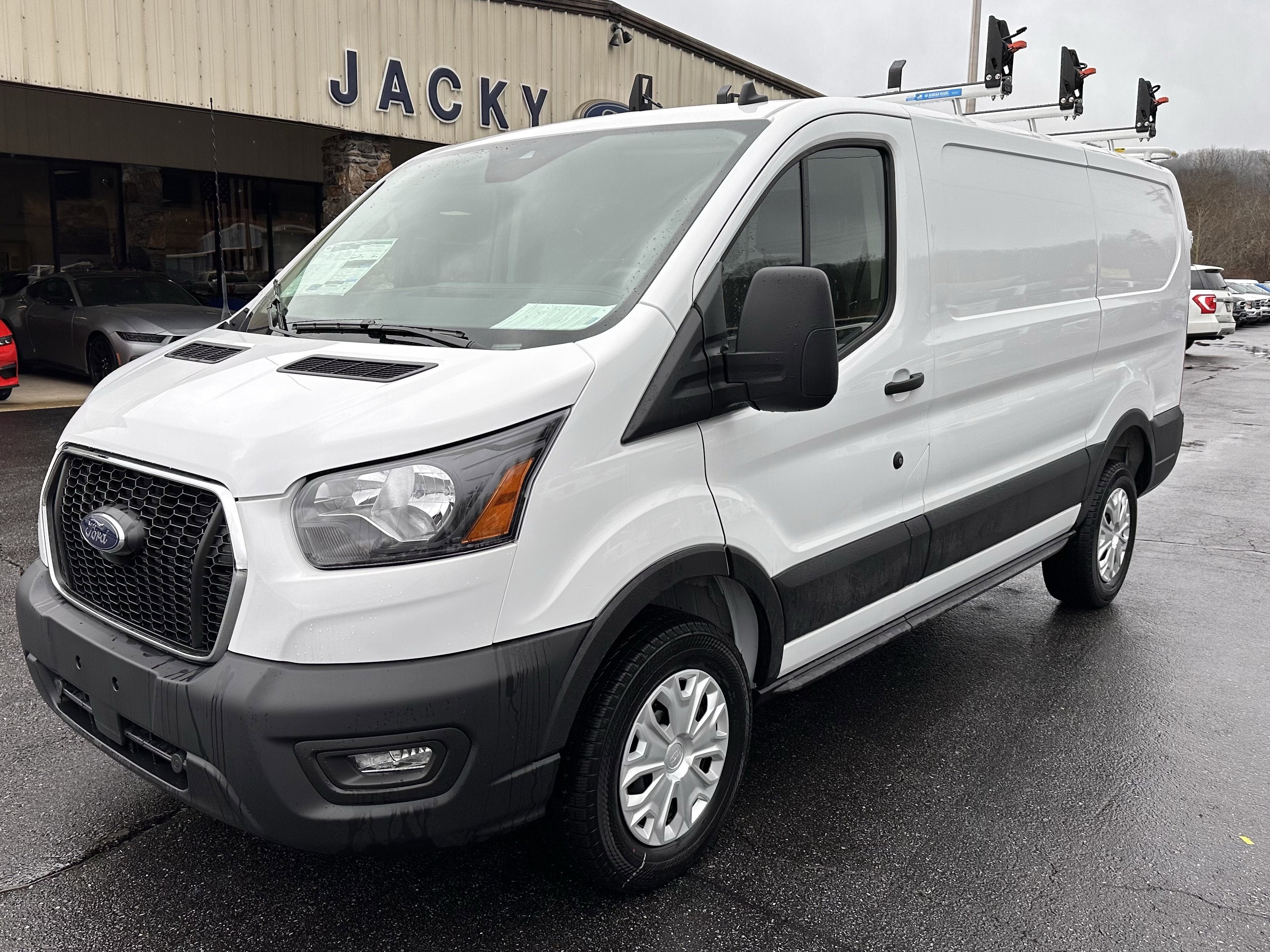 2025 Ford Transit LR Cargo Van XL