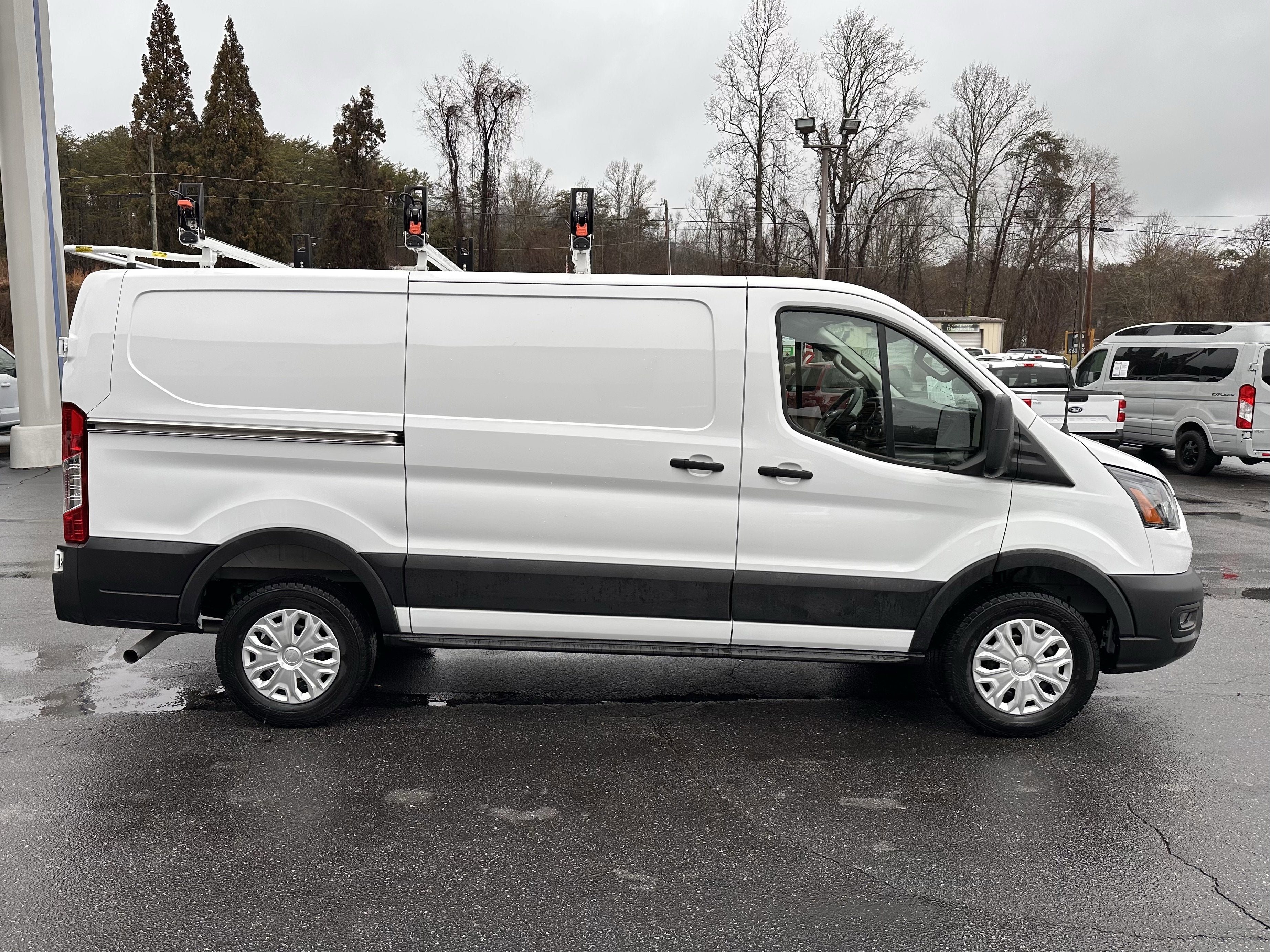 2025 Ford Transit LR Cargo Van XL