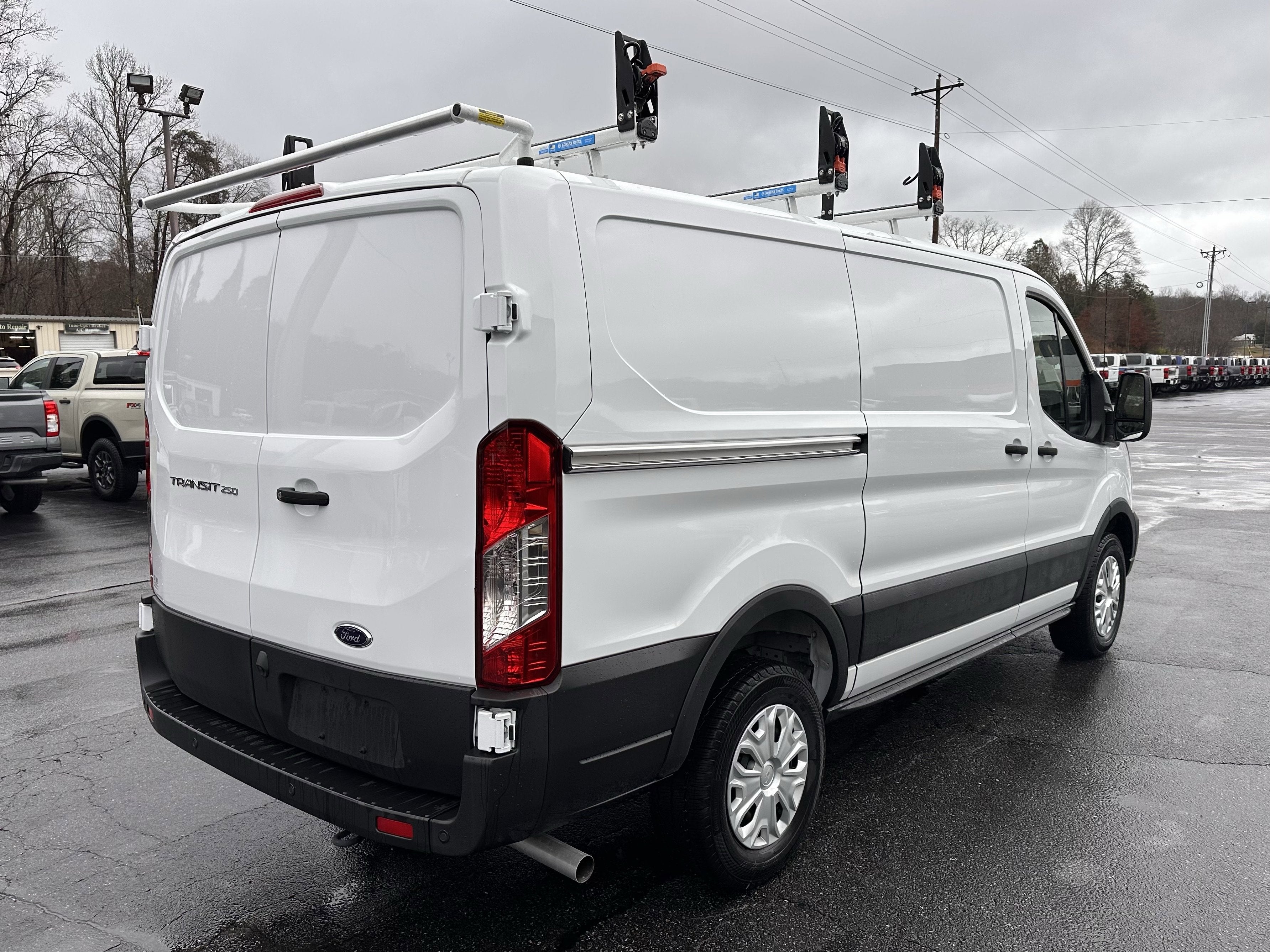 2025 Ford Transit LR Cargo Van XL