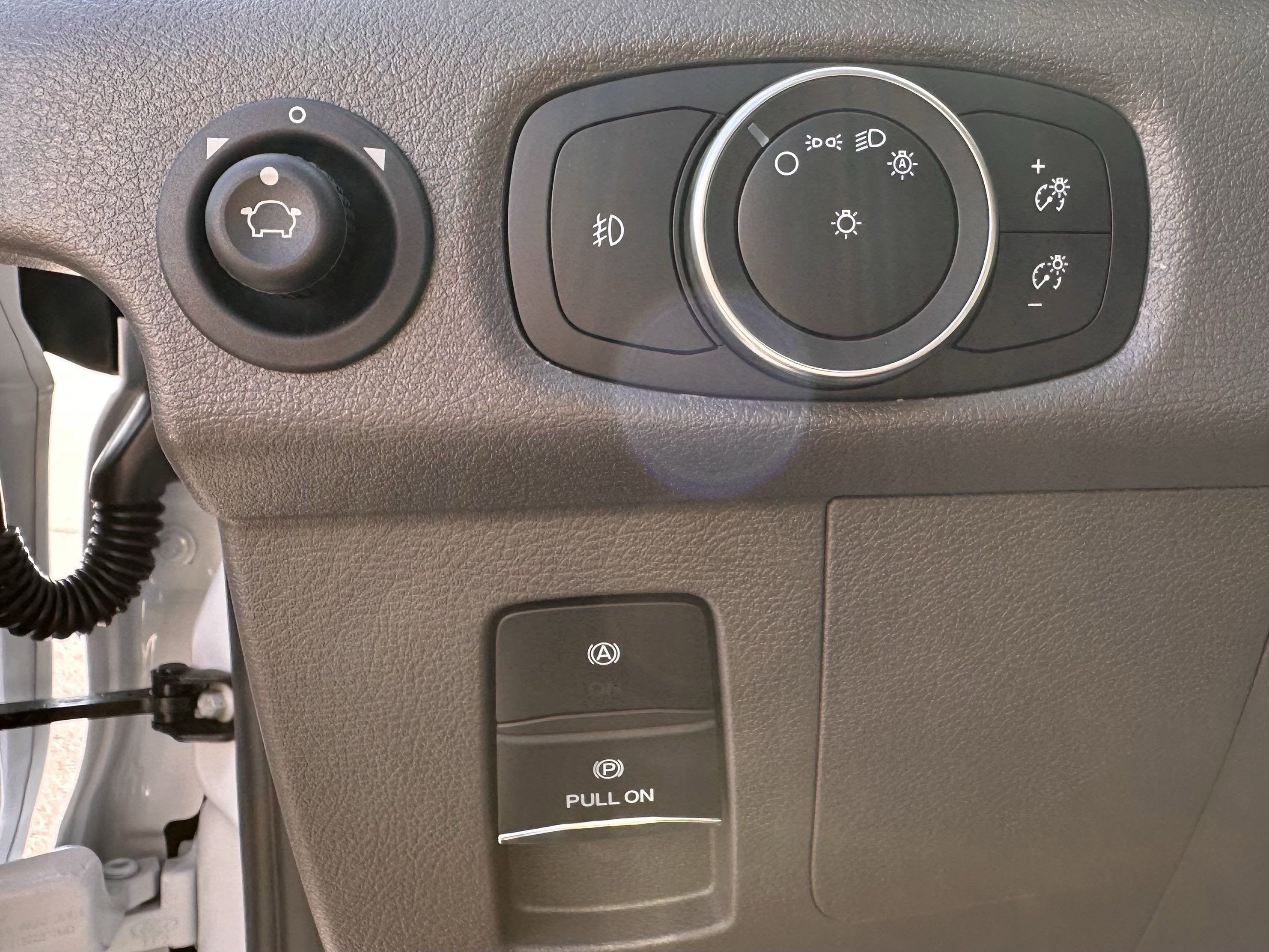 2025 Ford Transit LR Cargo Van XL