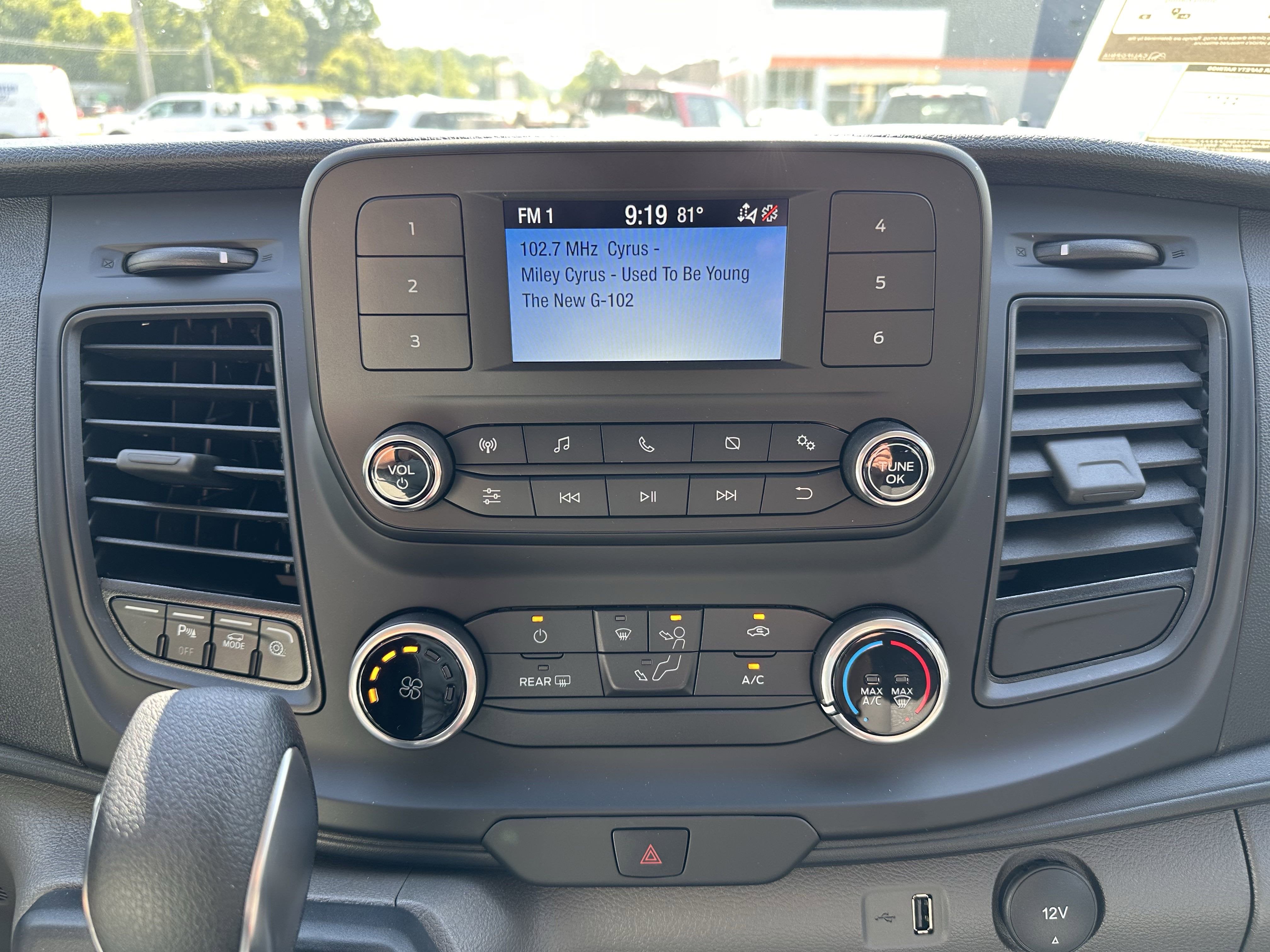 2025 Ford Transit LR Cargo Van XL