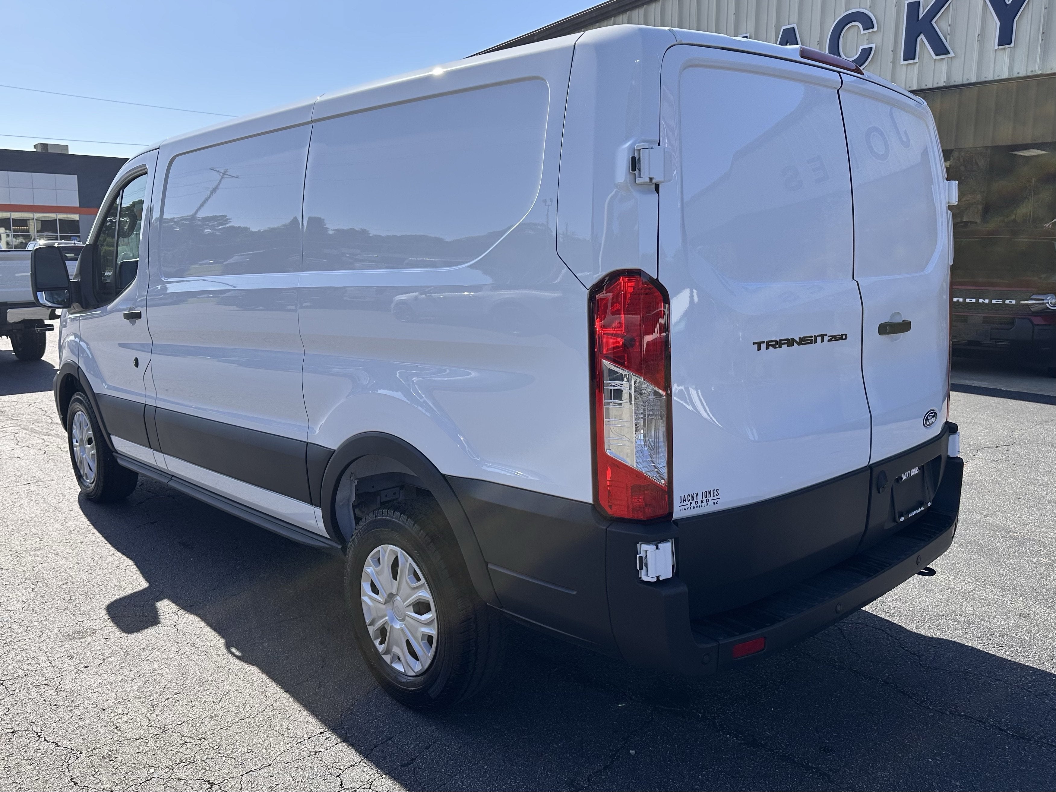 2026 Ford Transit LR Cargo Van XL