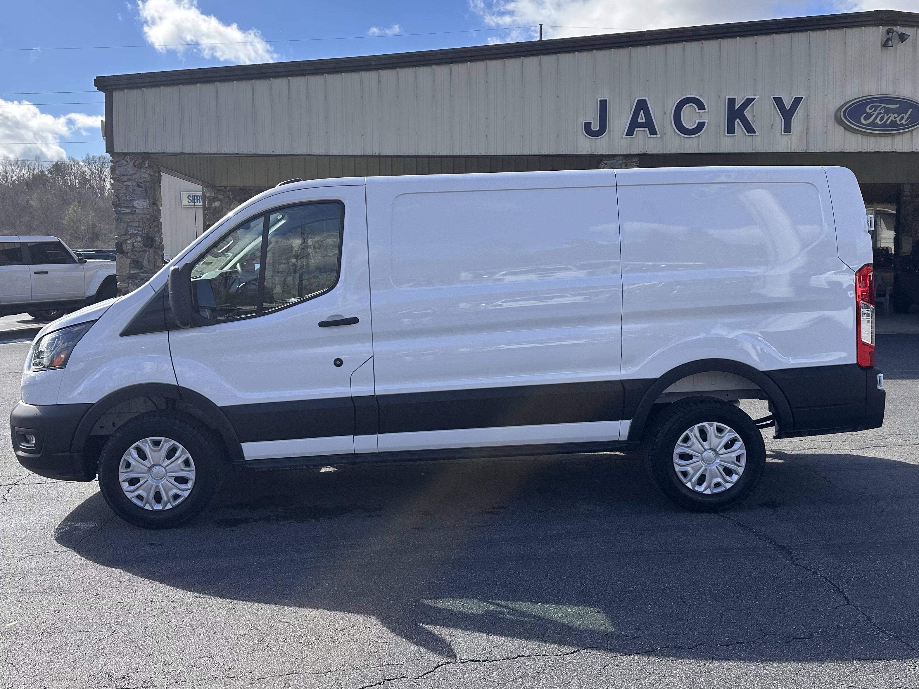 2026 Ford Transit LR Cargo Van XL