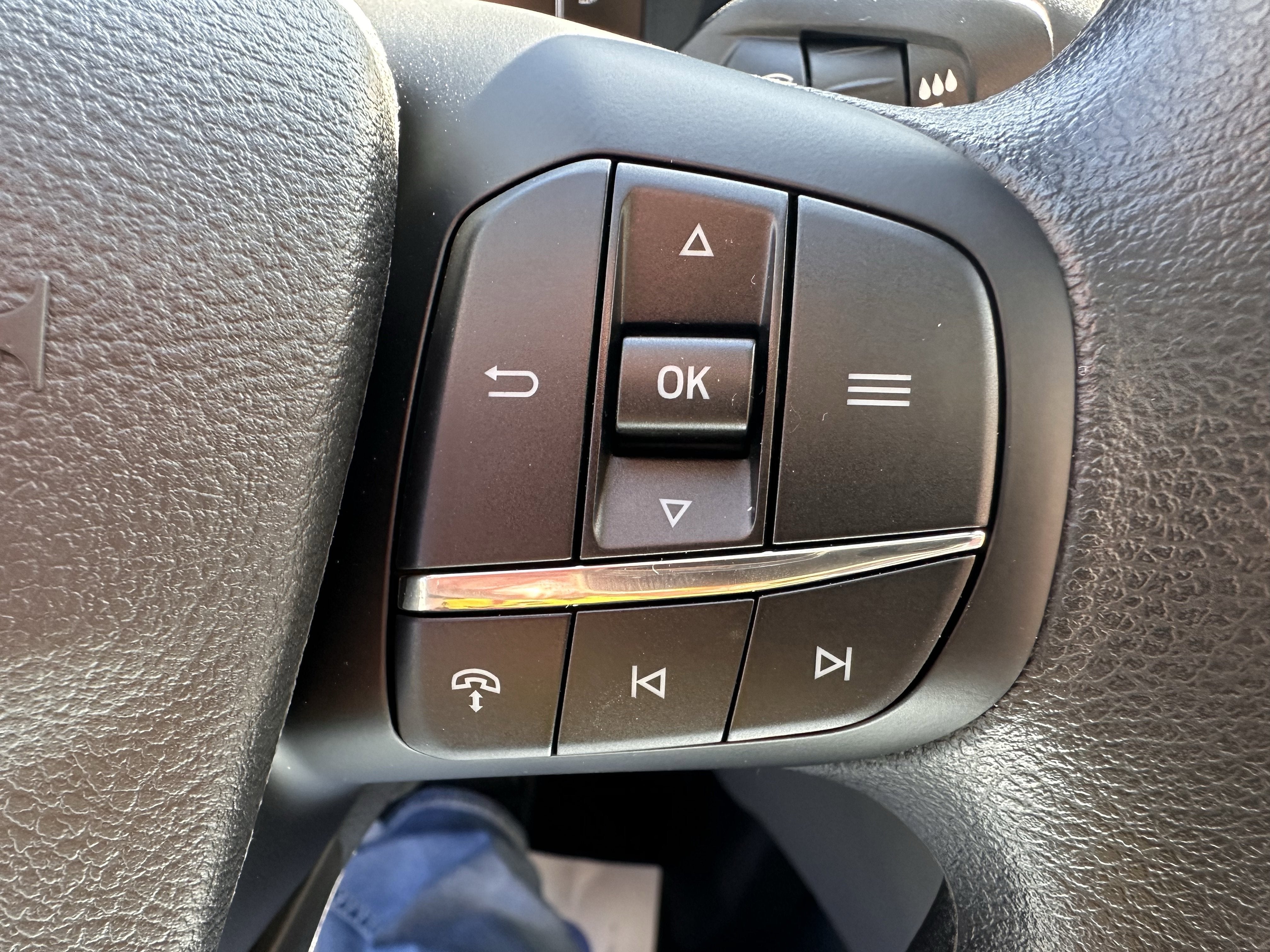 2026 Ford Transit LR Cargo Van XL