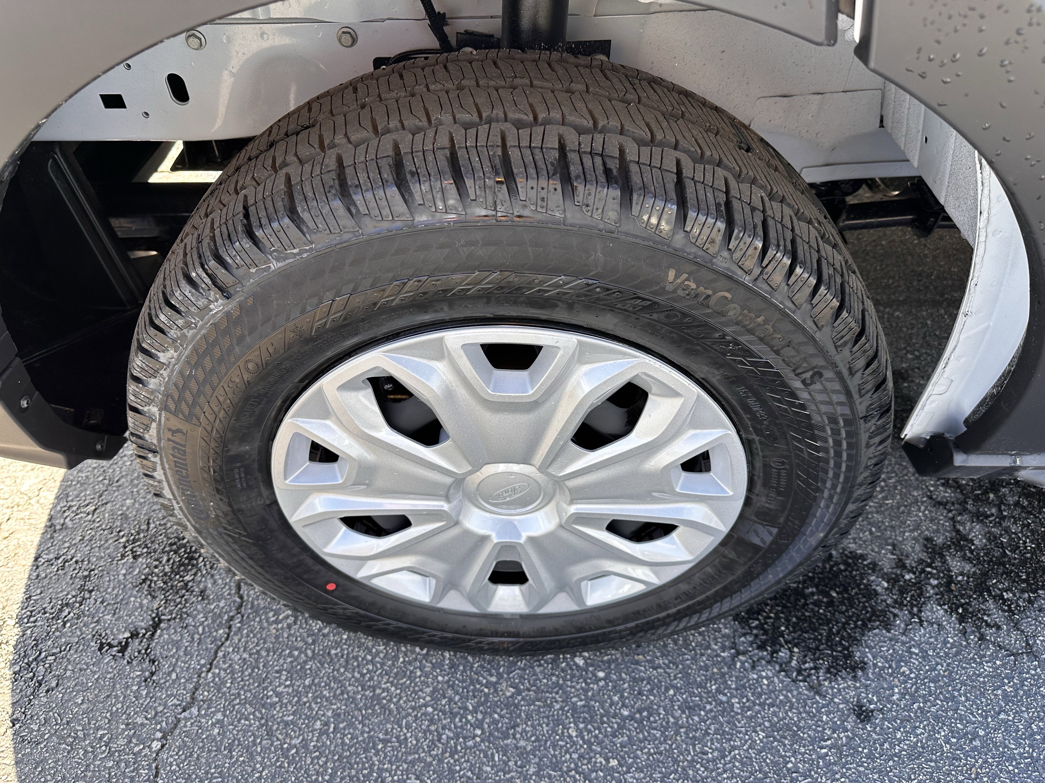 2026 Ford Transit LR Cargo Van XL