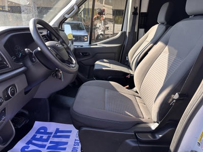 2024 Ford Transit Cargo Van T-250 148" Med Rf 9070 GVWR AWD