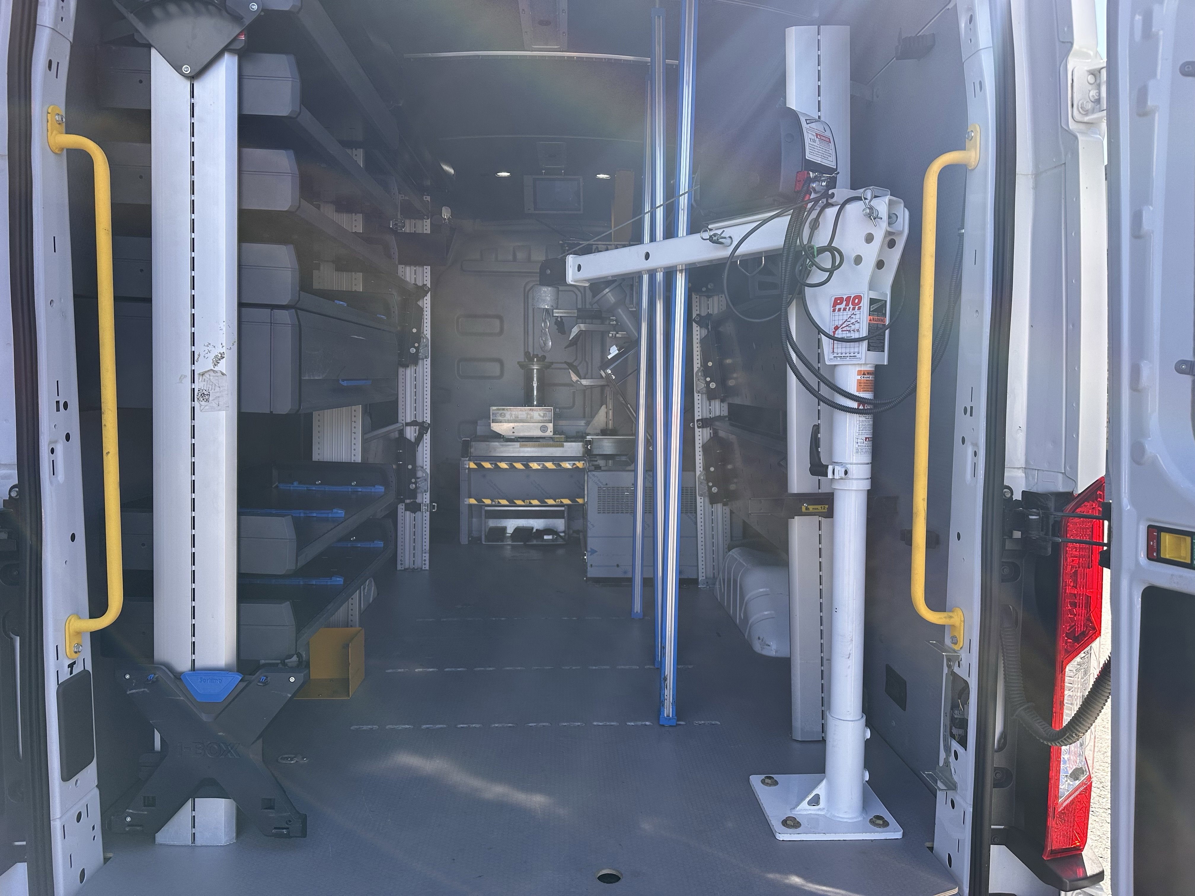 2023 Ford Transit HR Mobile Service Van T-350 148" EL Hi Rf 9500 GVWR RWD