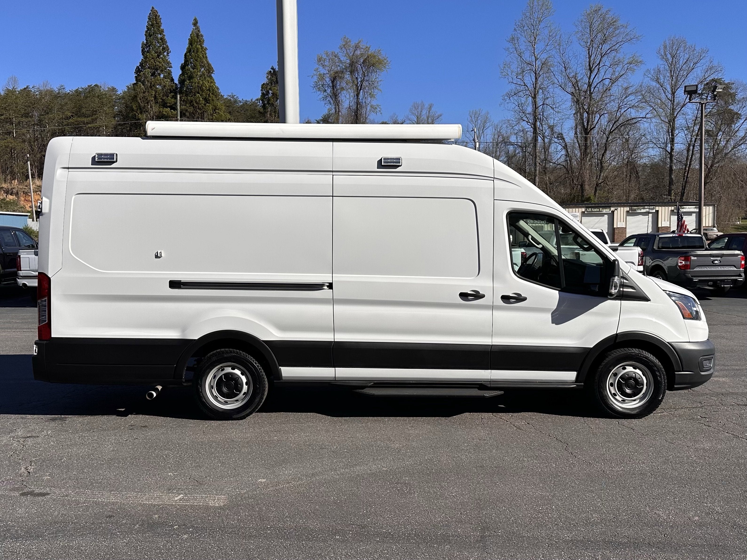 2023 Ford Transit HR Mobile Service Van T-350 148" EL Hi Rf 9500 GVWR RWD