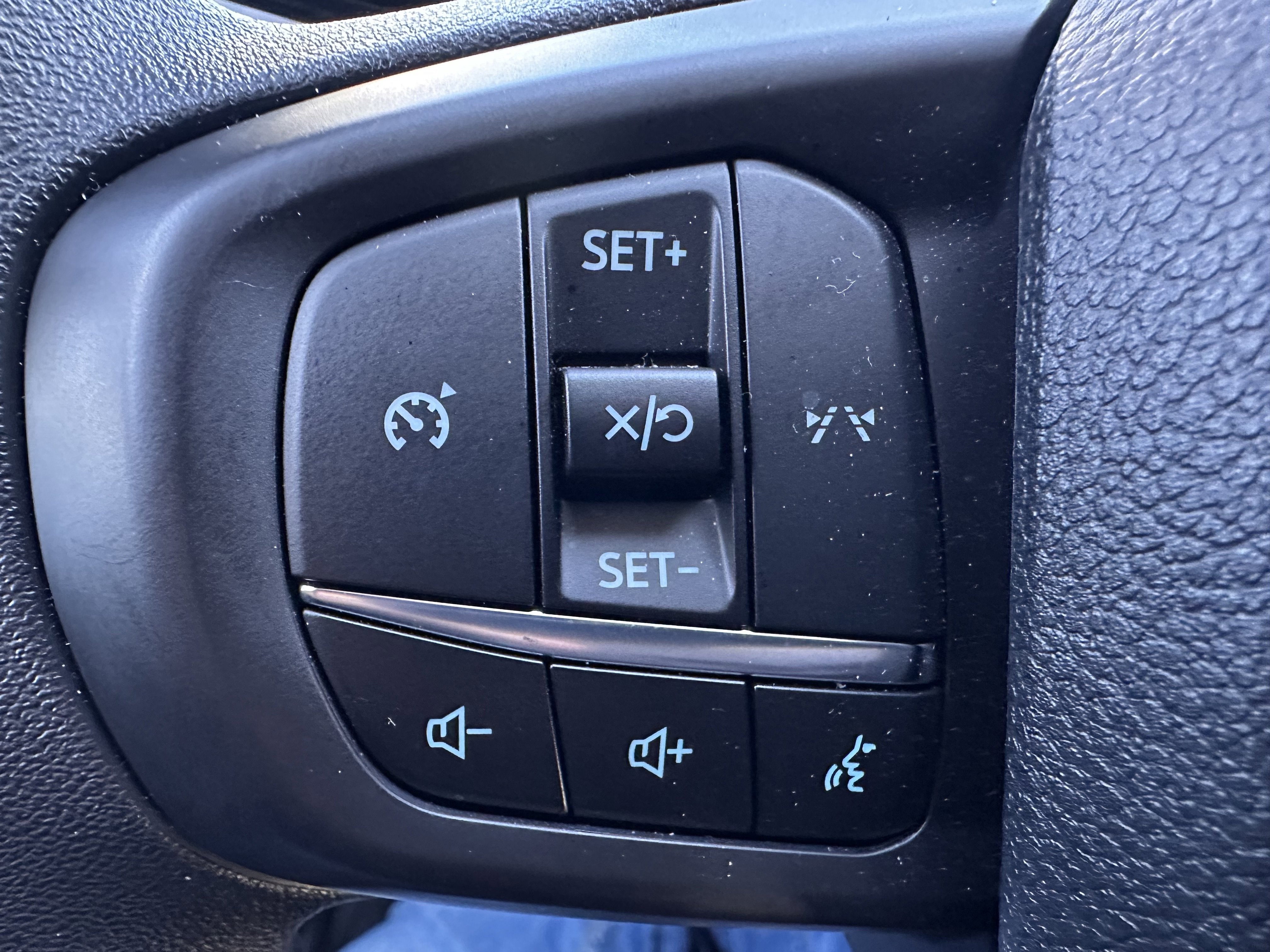 2025 Ford Ranger STX