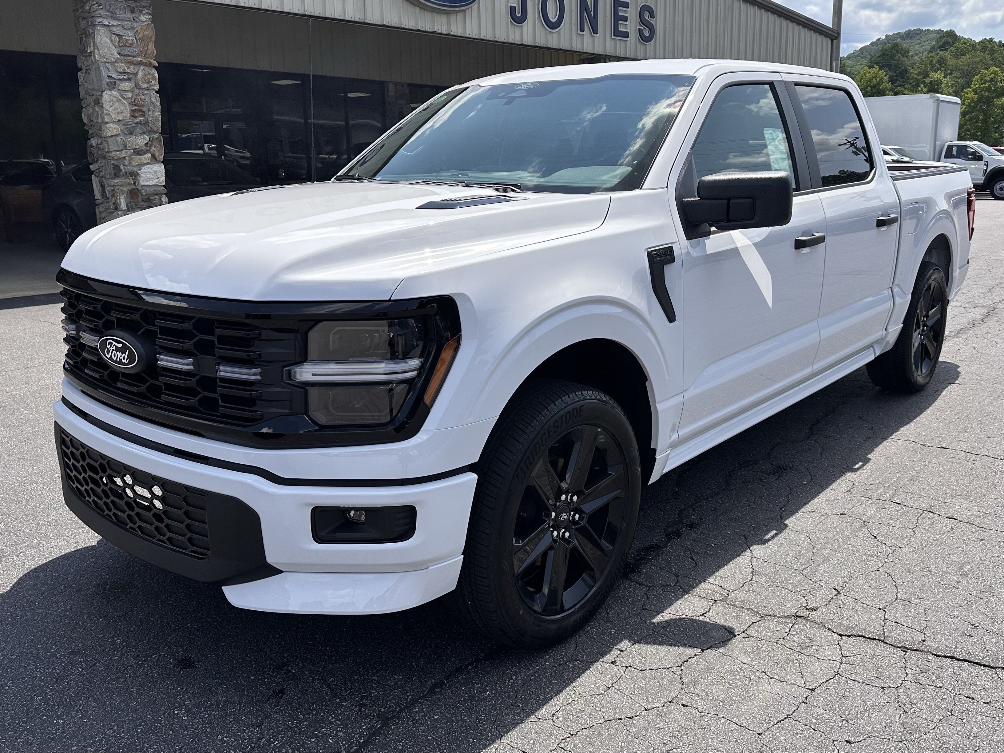 2026 Ford F-150 Lobo