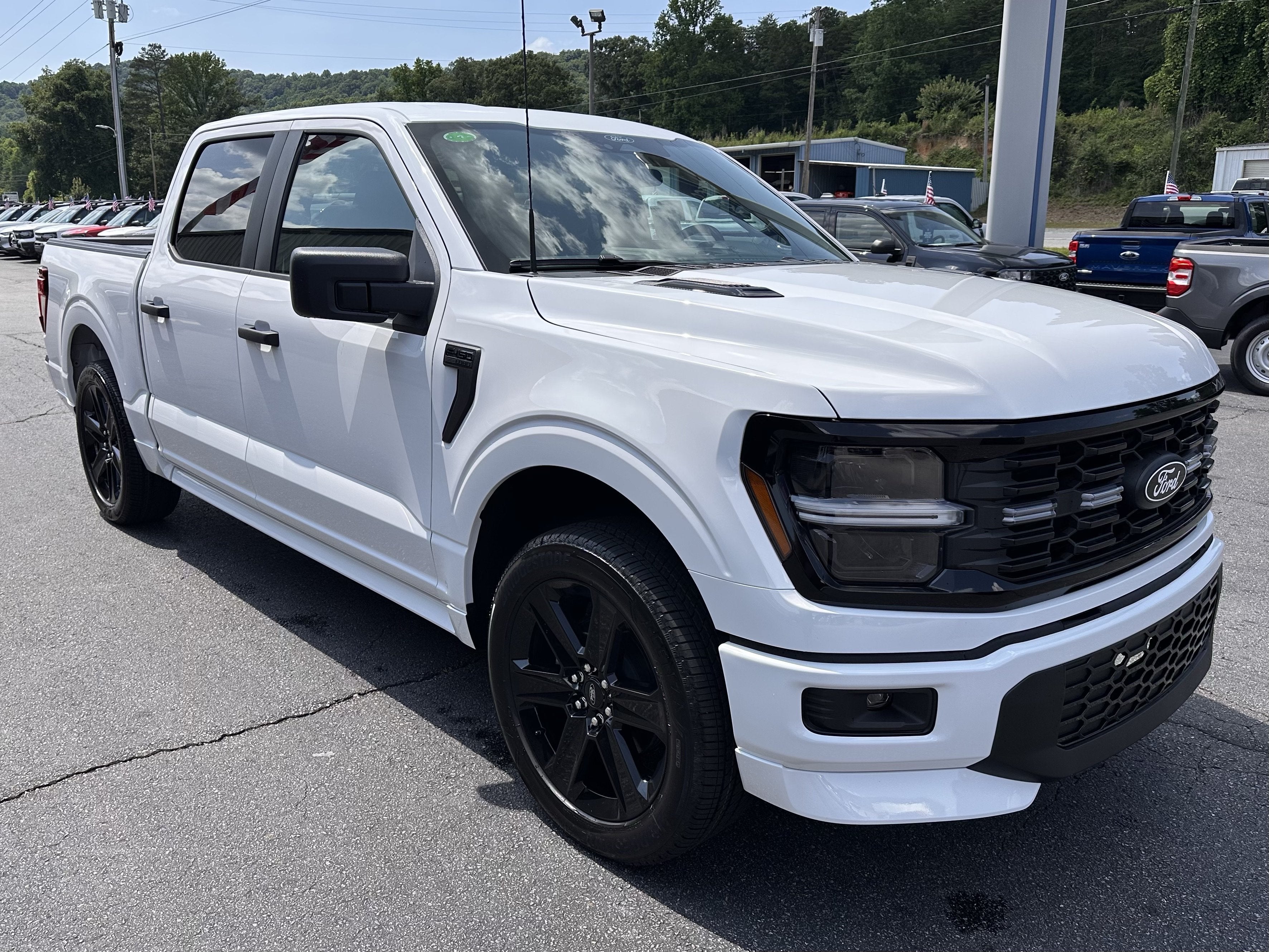 2026 Ford F-150 Lobo