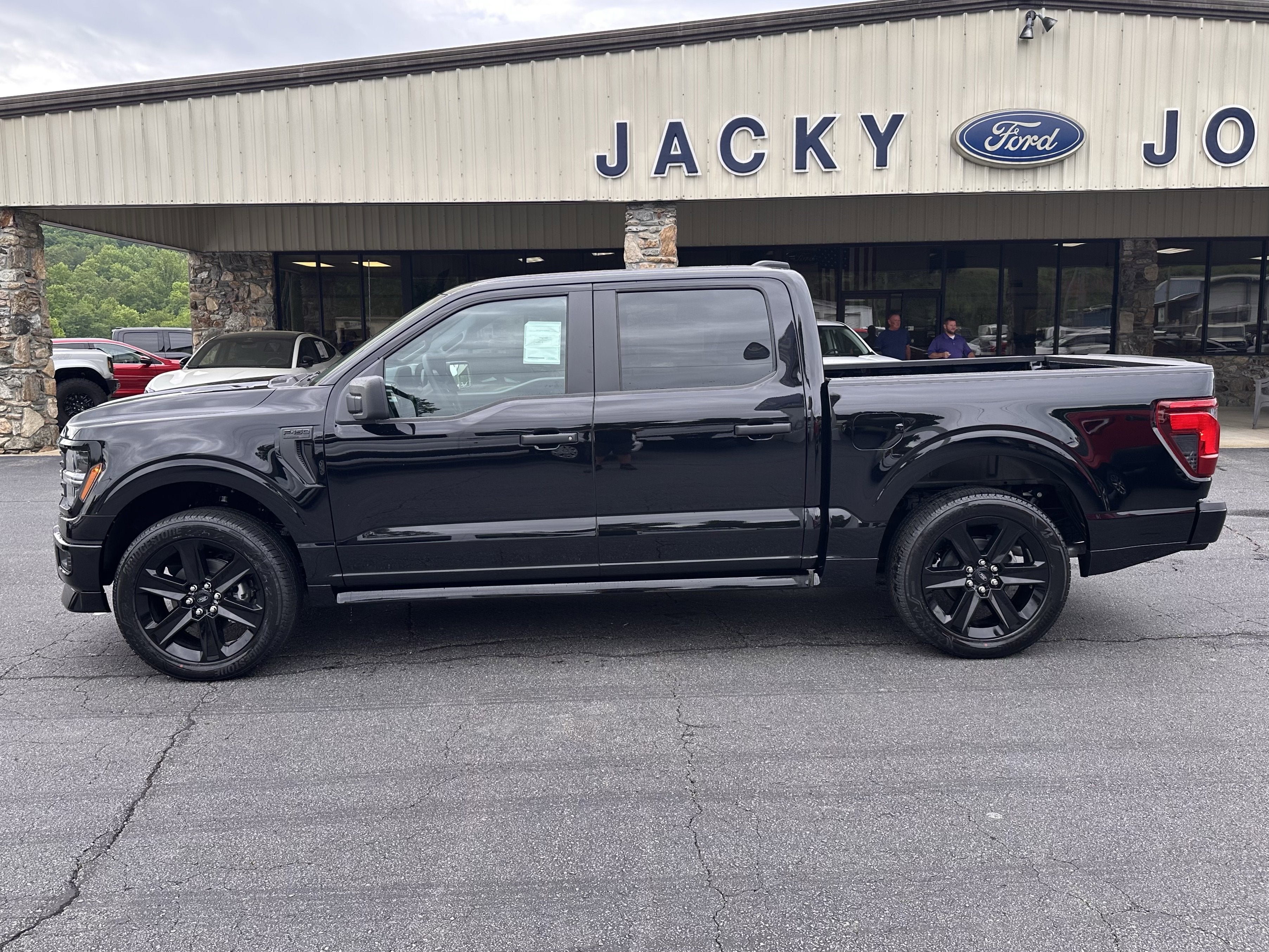 2026 Ford F-150 Lobo