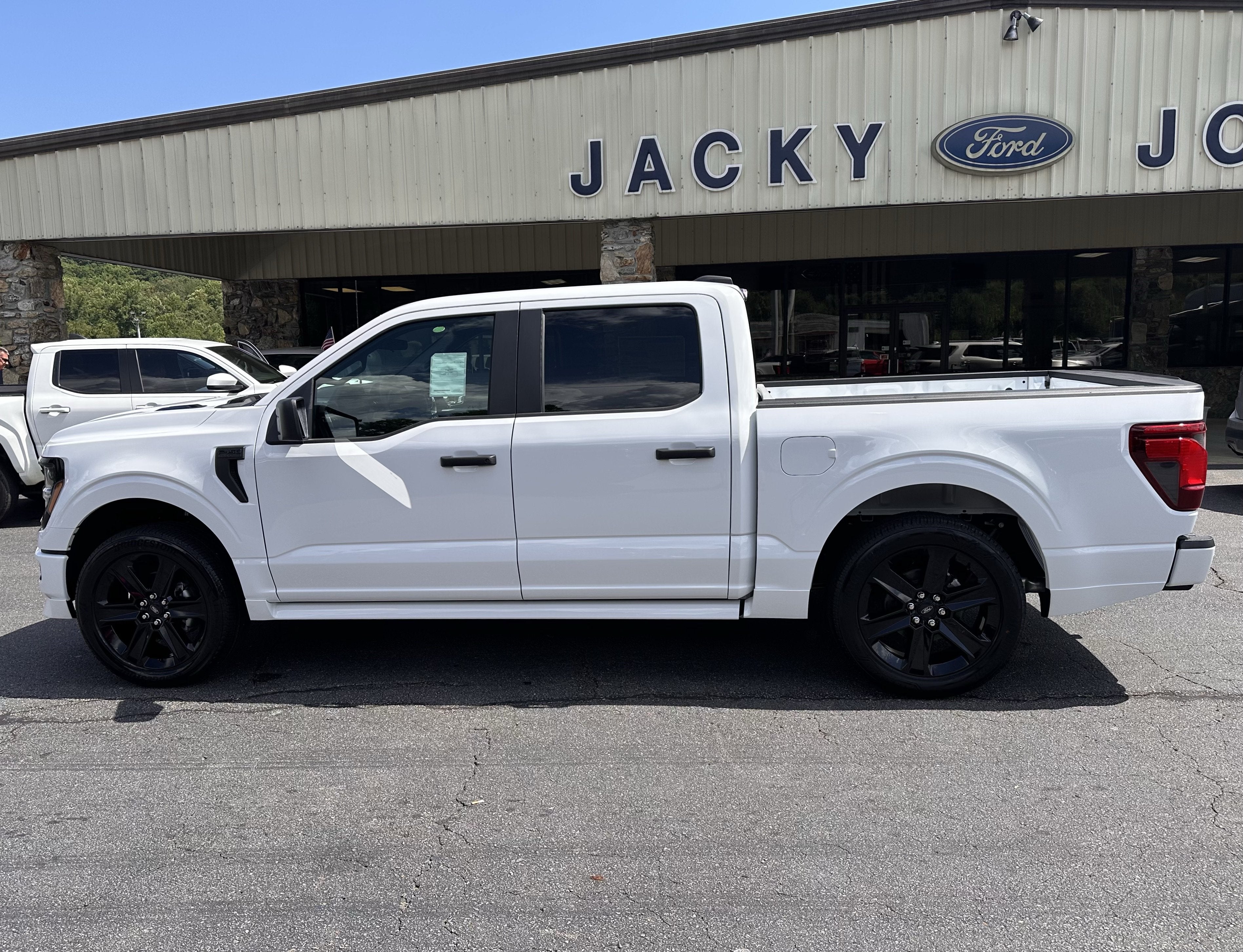 2026 Ford F-150 Lobo