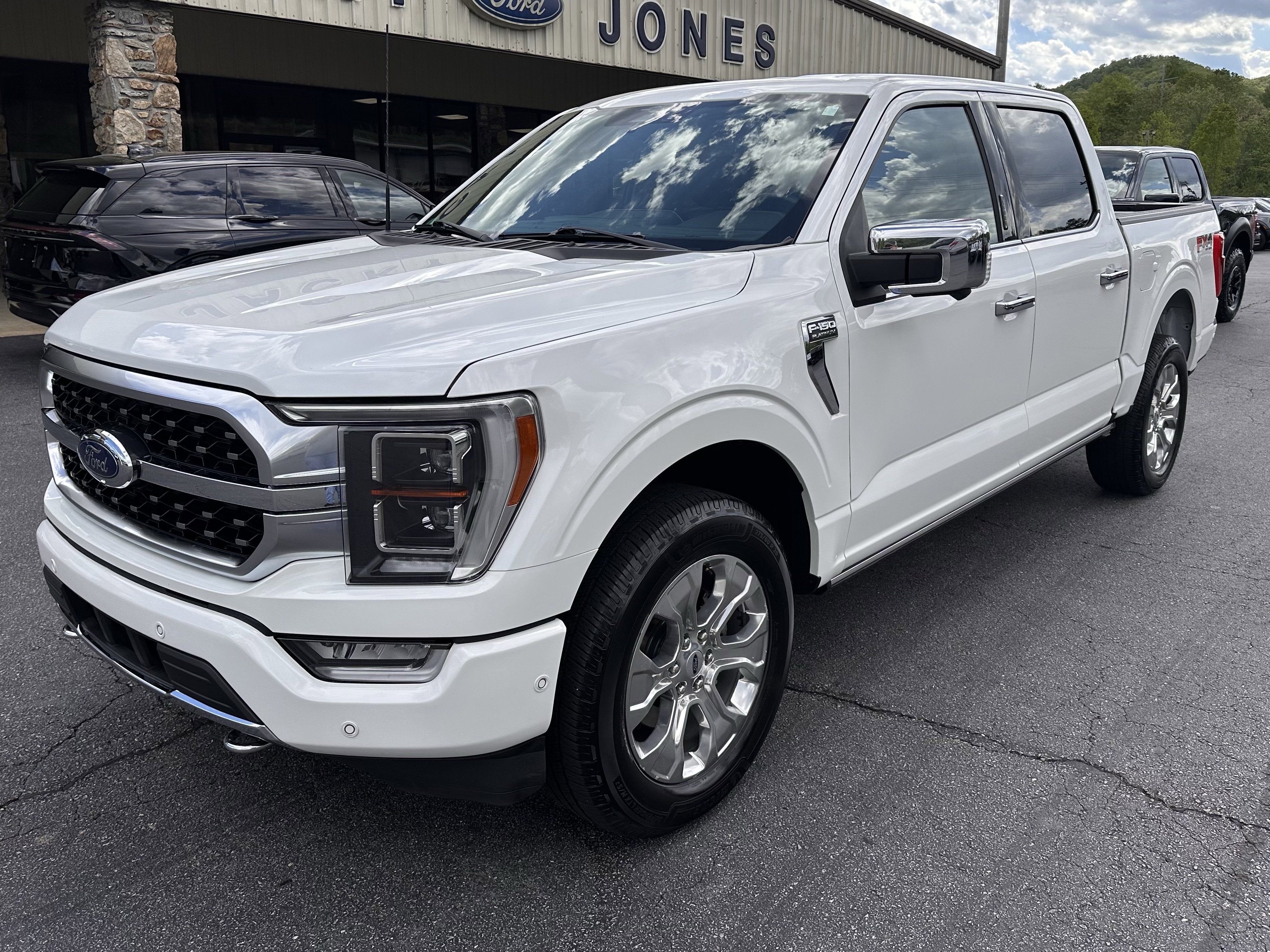 2023 Ford F-150 Platinum