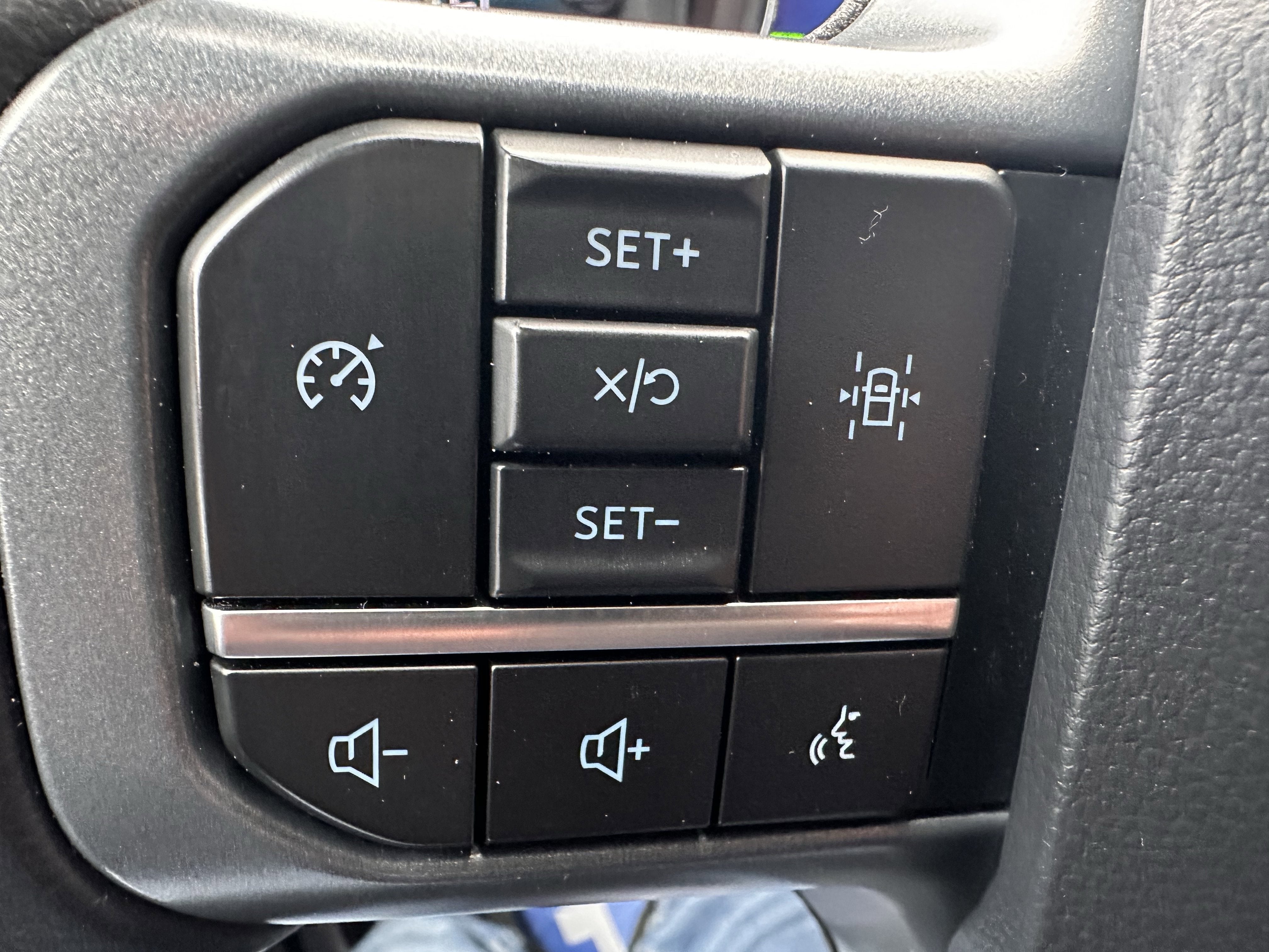 2023 Ford F-150 XLT Powerboost