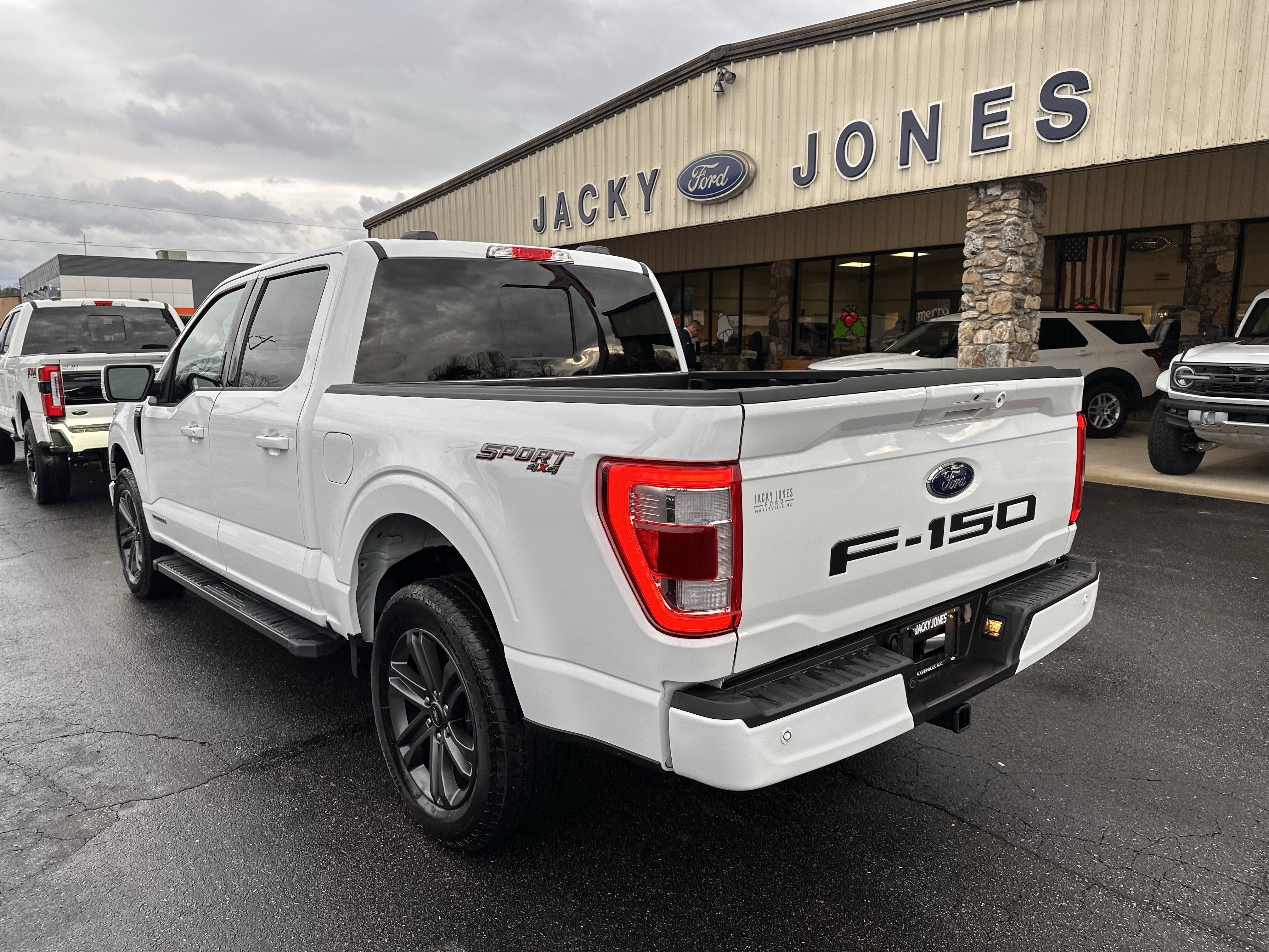 2023 Ford F-150 LARIAT