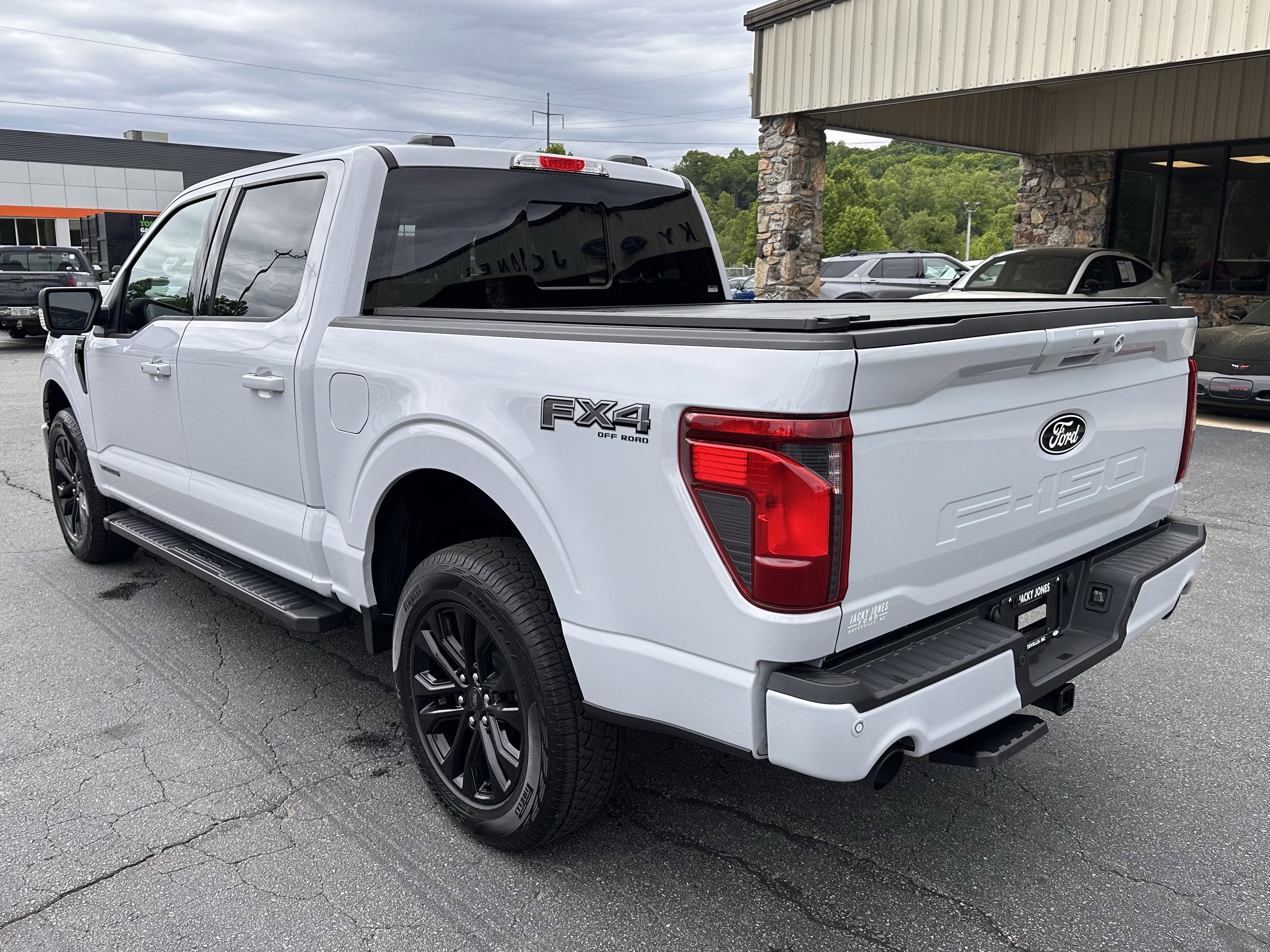 2025 Ford F-150 XLT Powerboost