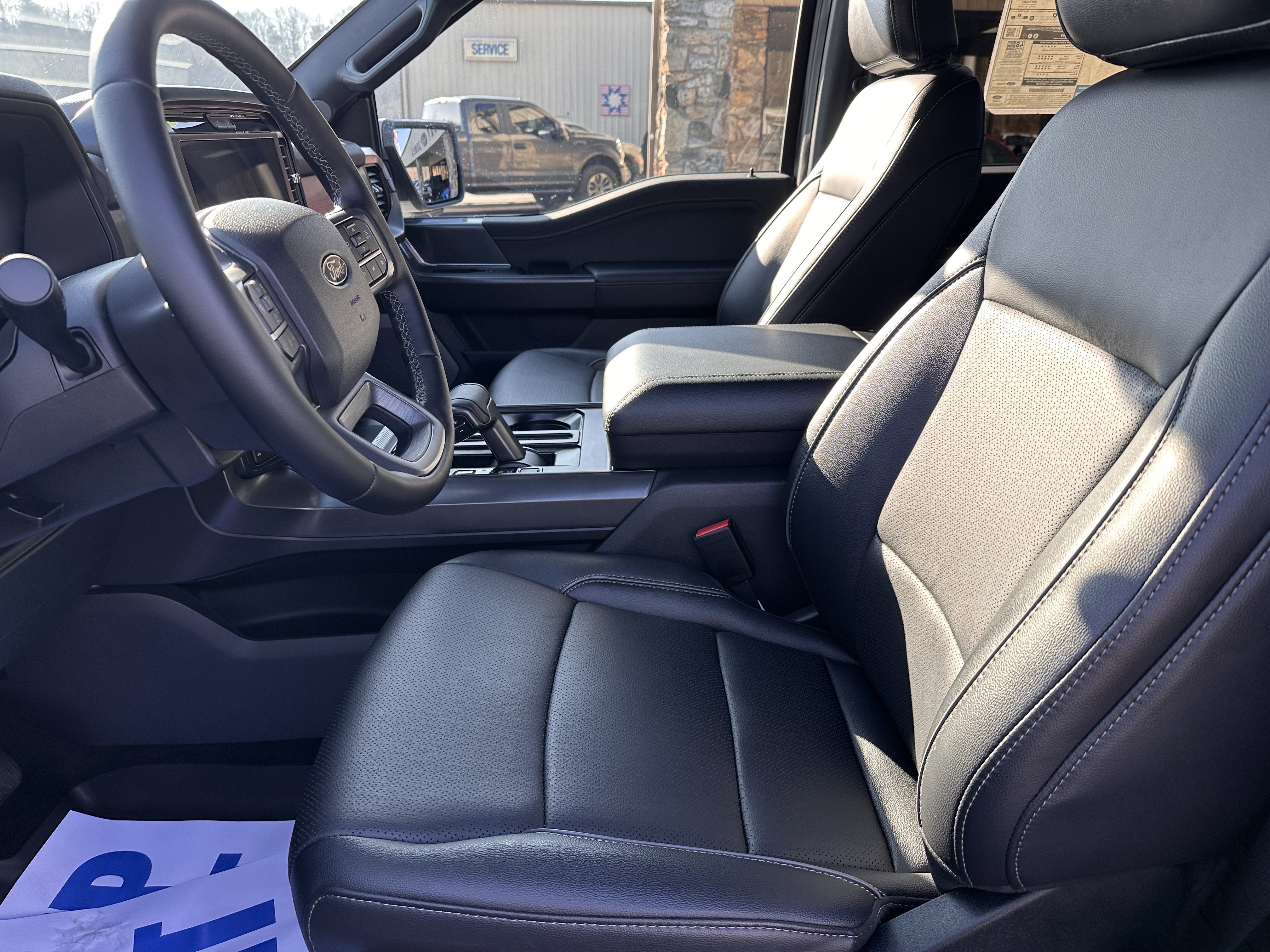 2025 Ford F-150 LARIAT - Courtesy Demo