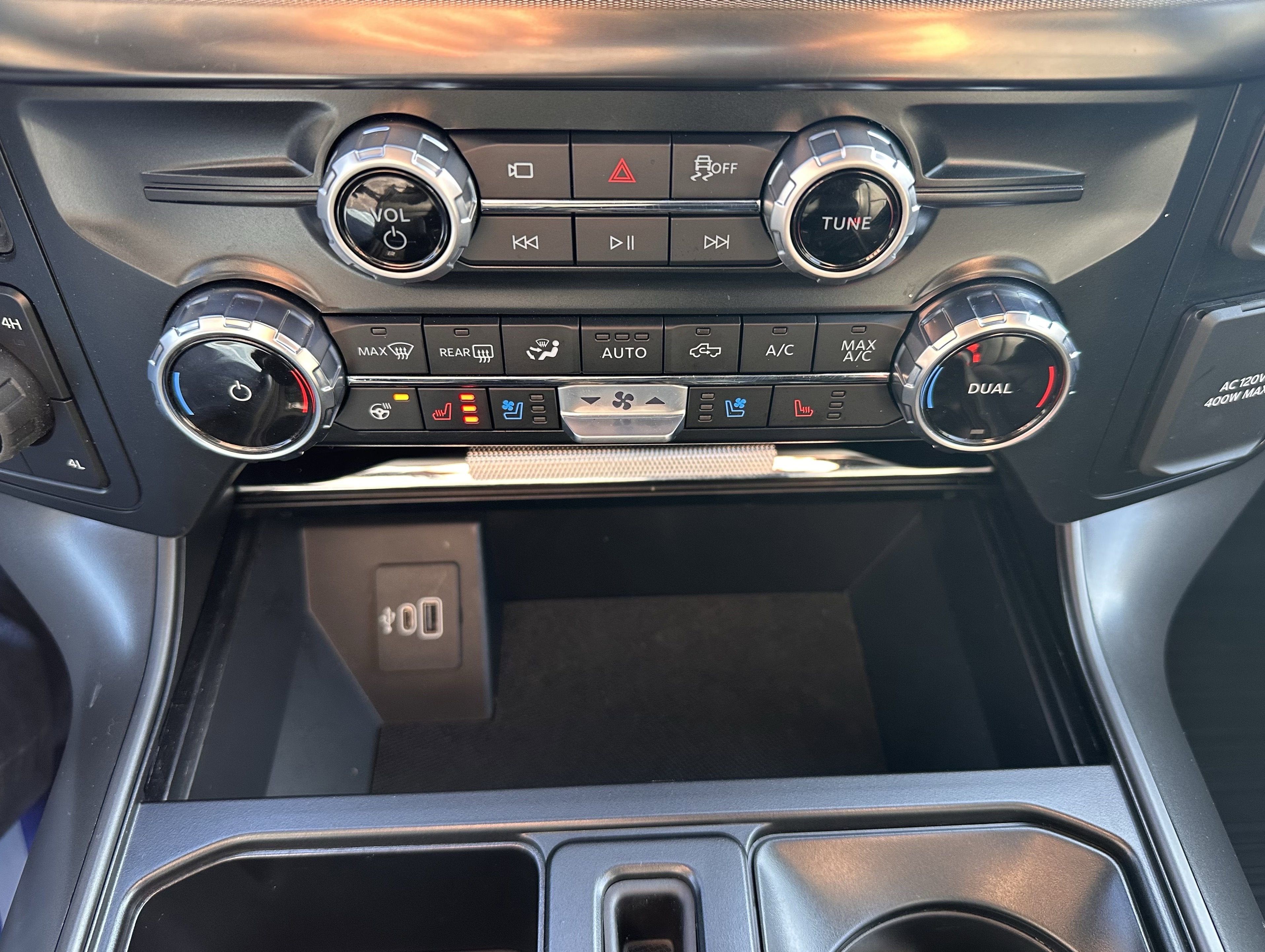 2025 Ford F-150 LARIAT - Courtesy Demo