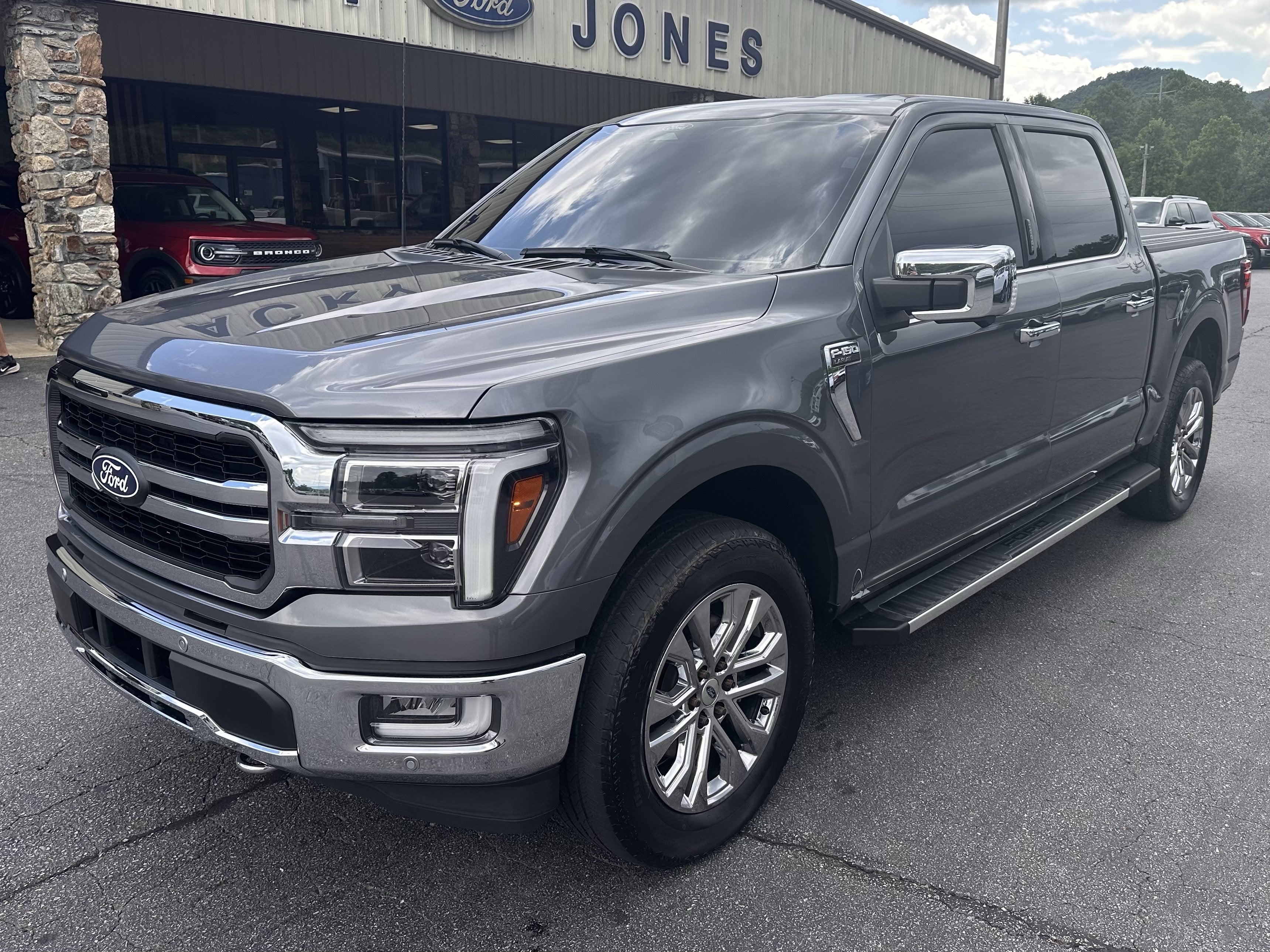 2024 Ford F-150 LARIAT