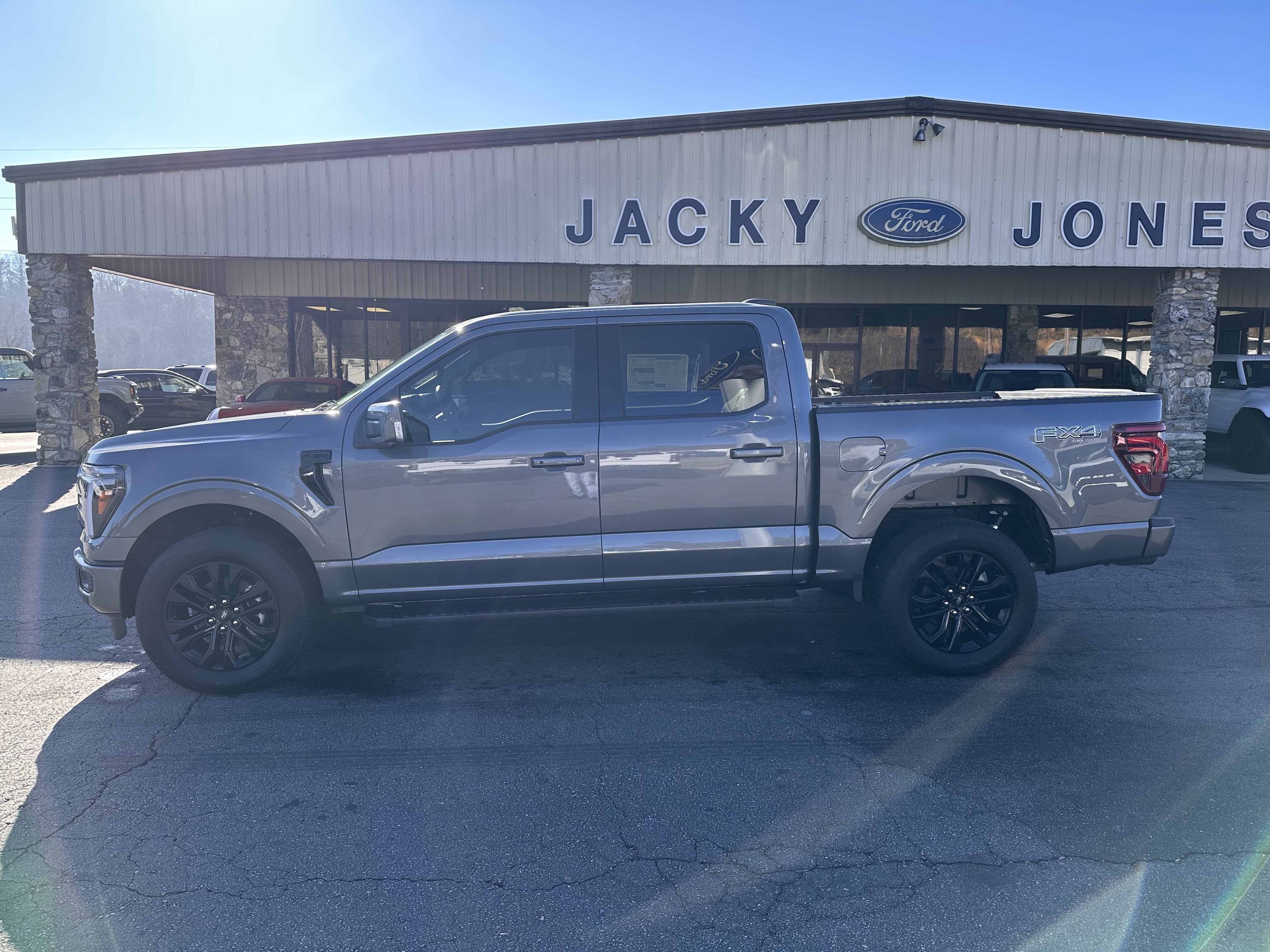 2025 Ford F-150 LARIAT