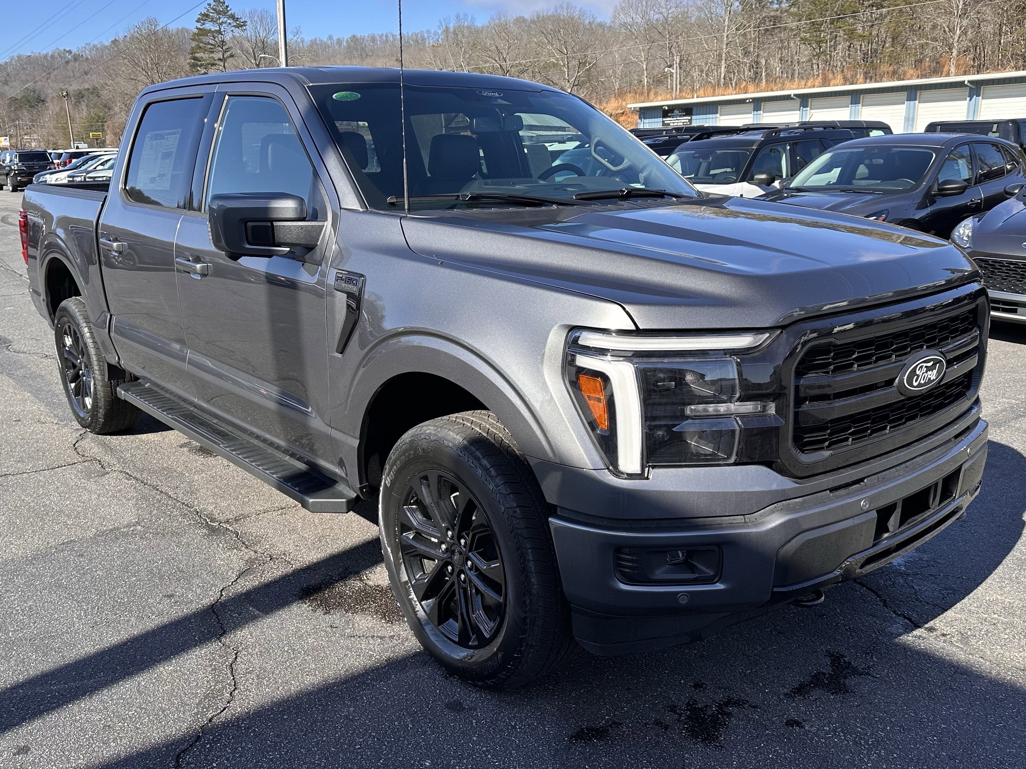 2025 Ford F-150 LARIAT